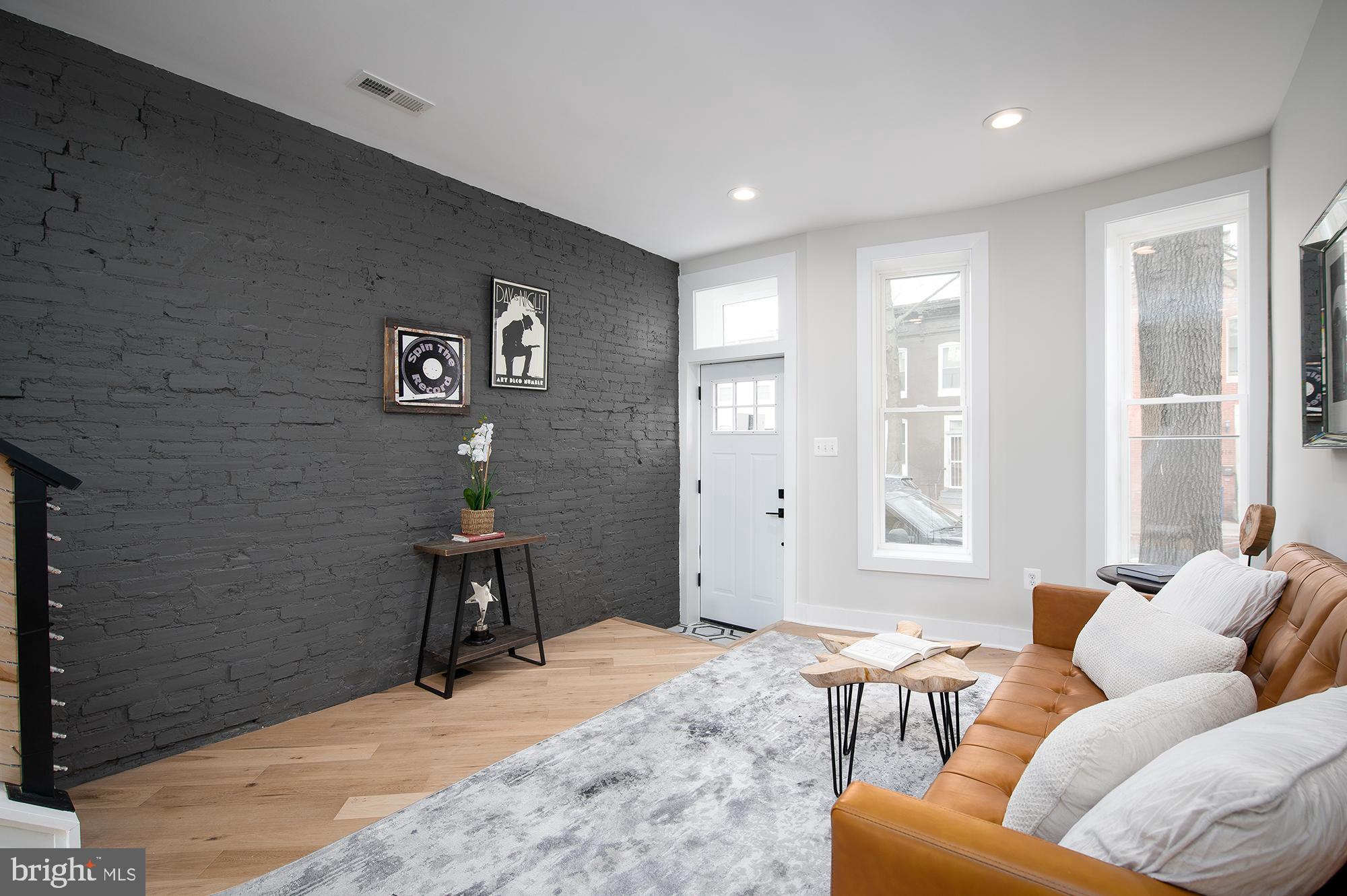 GREENMOUNT WEST - Residential