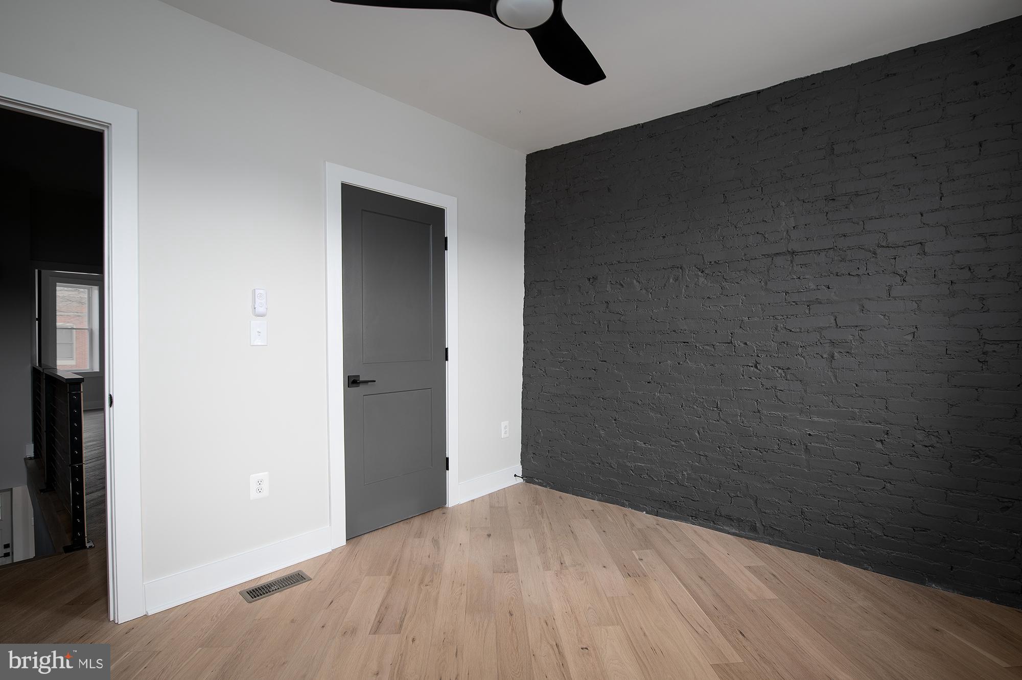 GREENMOUNT WEST - Residential