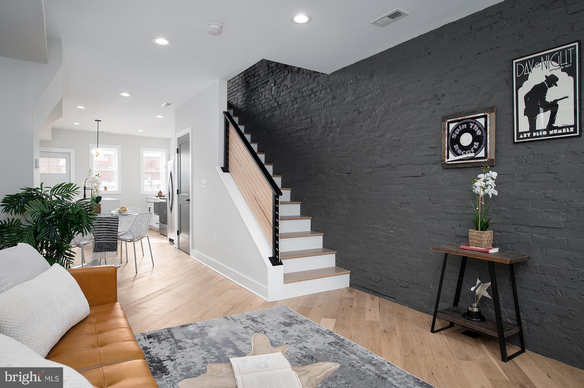 GREENMOUNT WEST - Residential