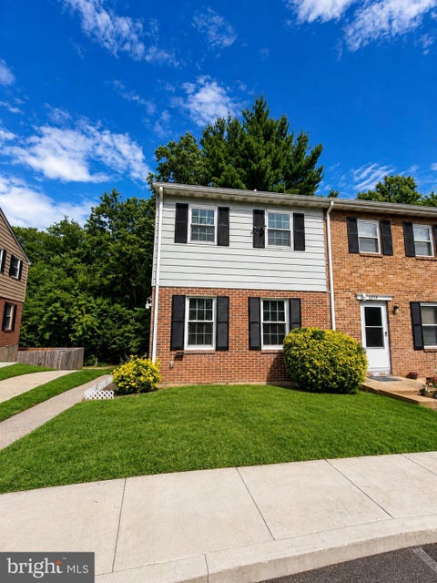 Condo For Sale - 8217 Parham Court<br/> SEVERN, MD 21144