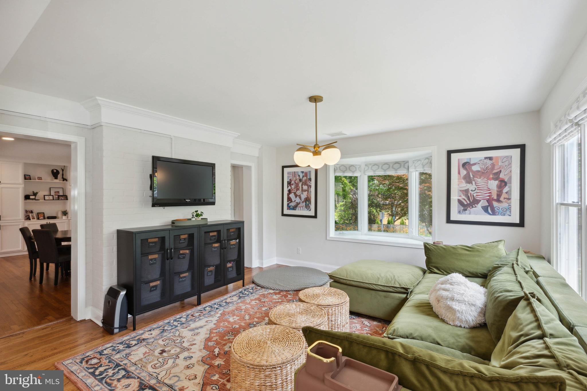 WHEATON OUT RES. (1) - Residential