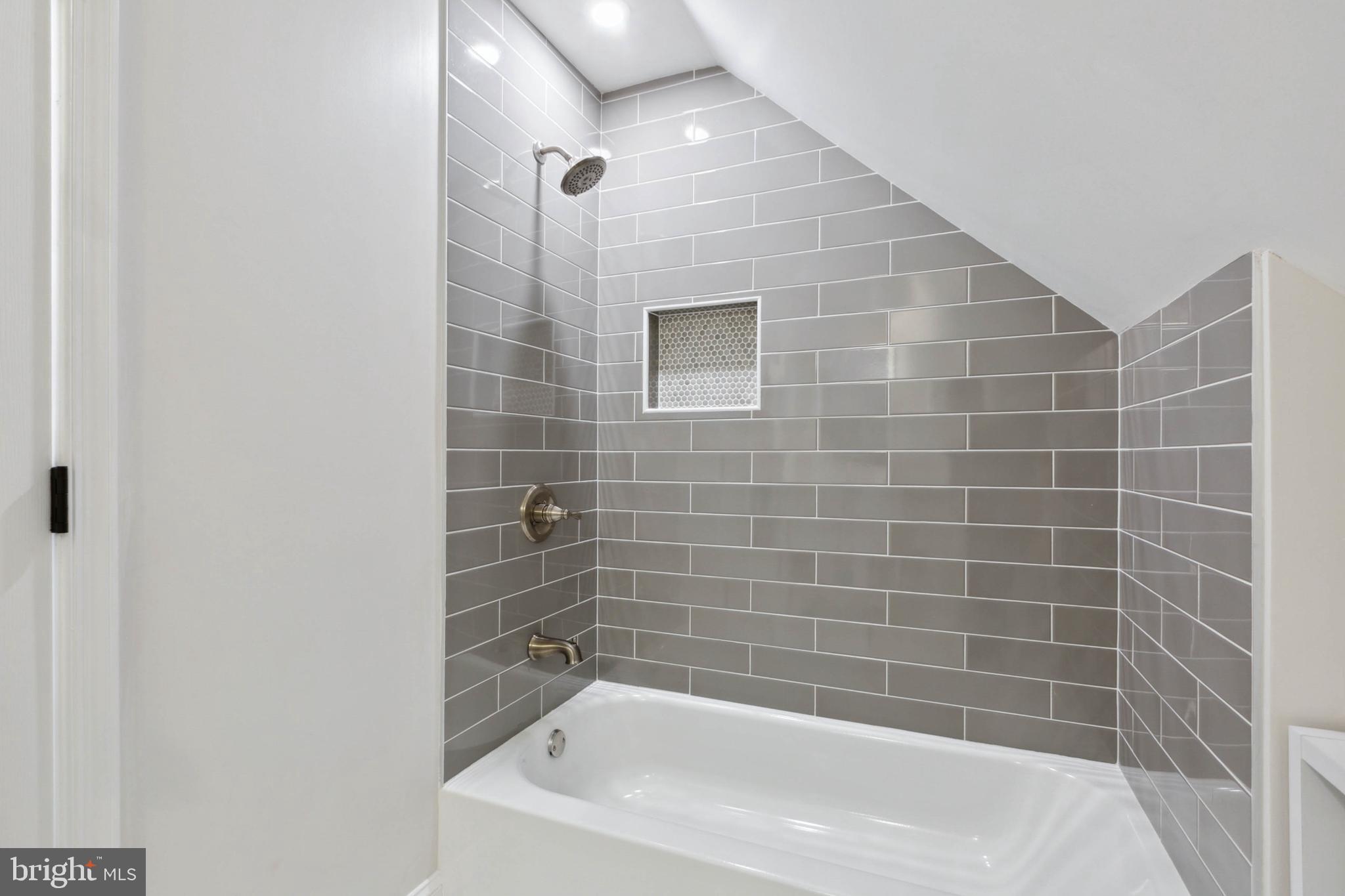 WHEATON OUT RES. (1) - Residential