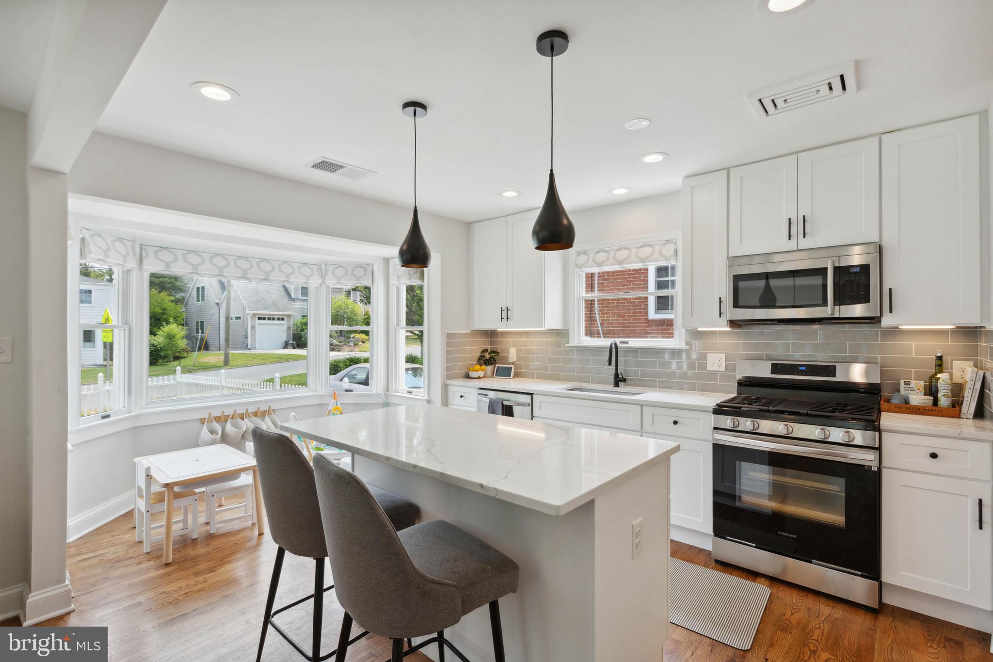 WHEATON OUT RES. (1) - Residential