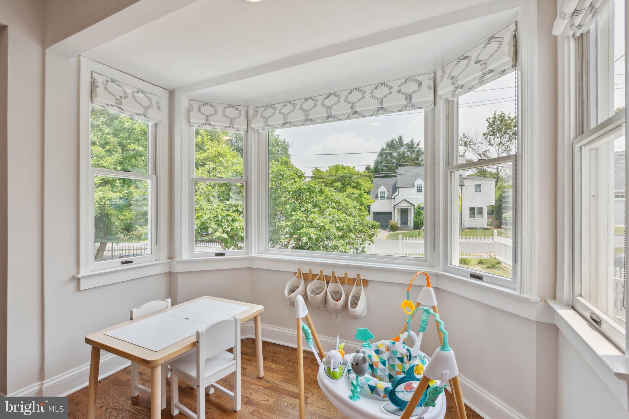 WHEATON OUT RES. (1) - Residential