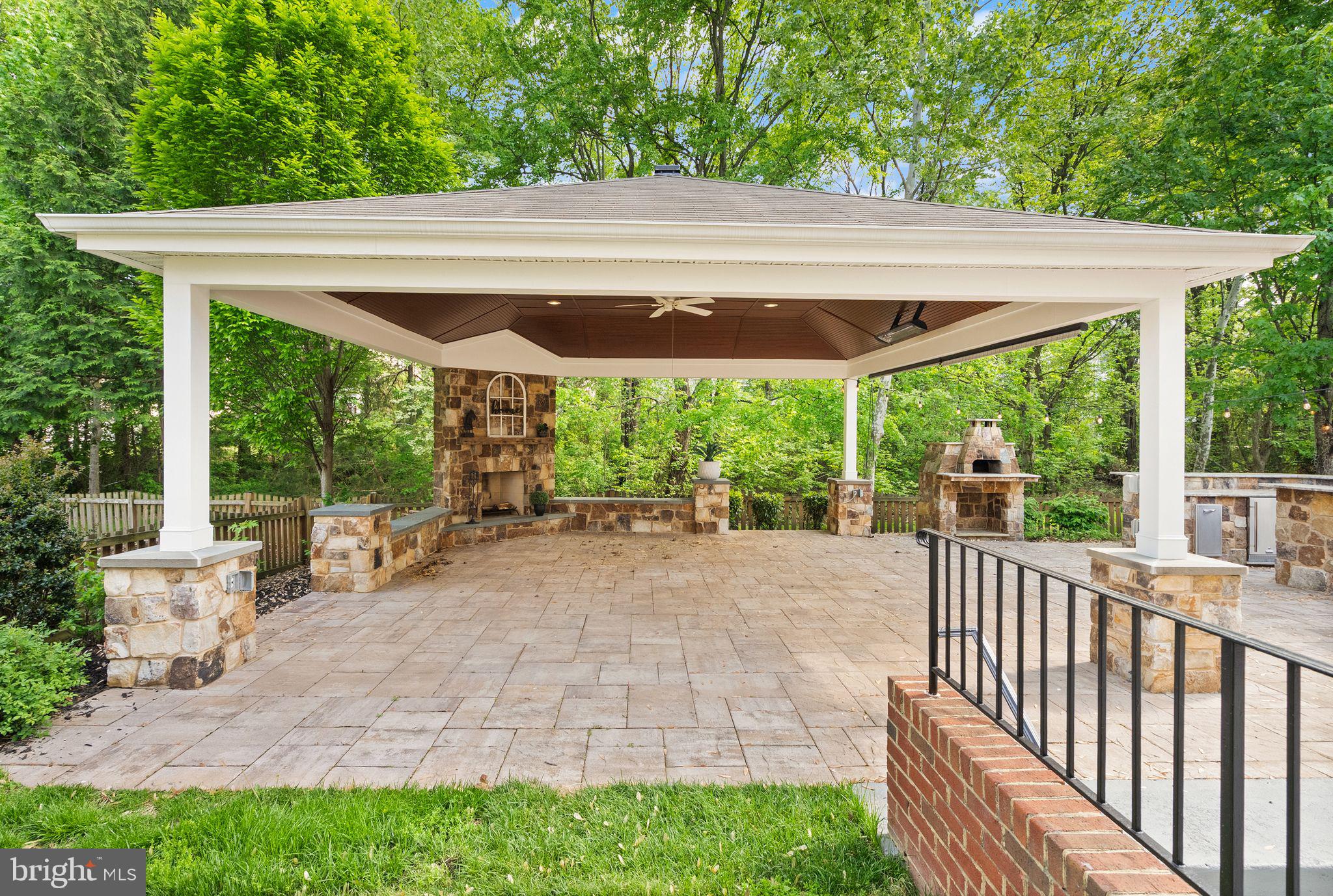 BRAMBLETON - Residential