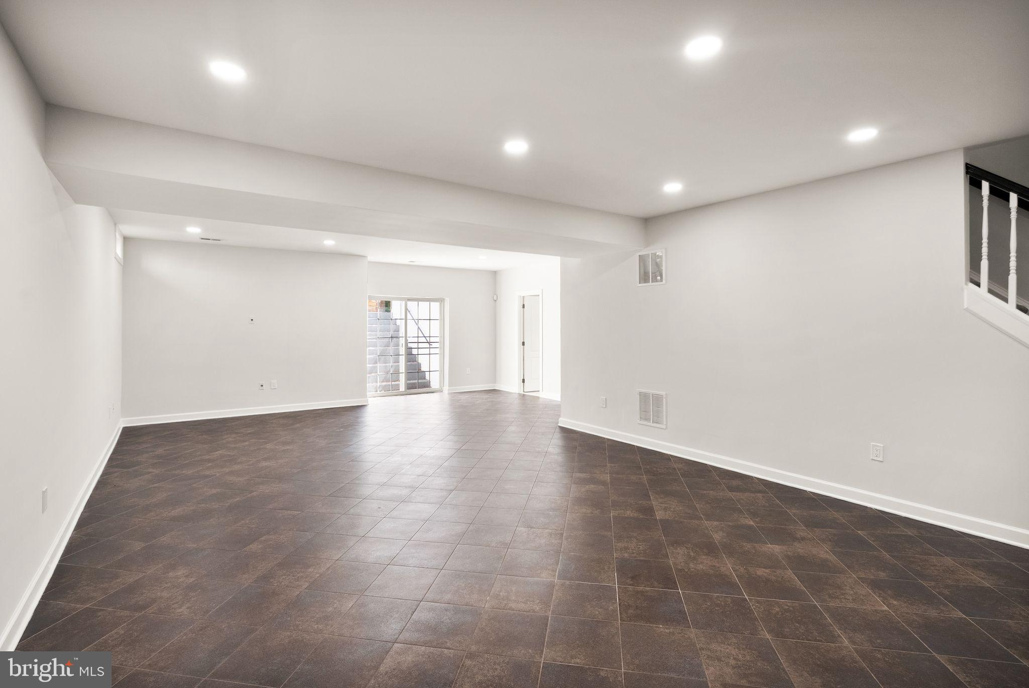 BRAMBLETON - Residential