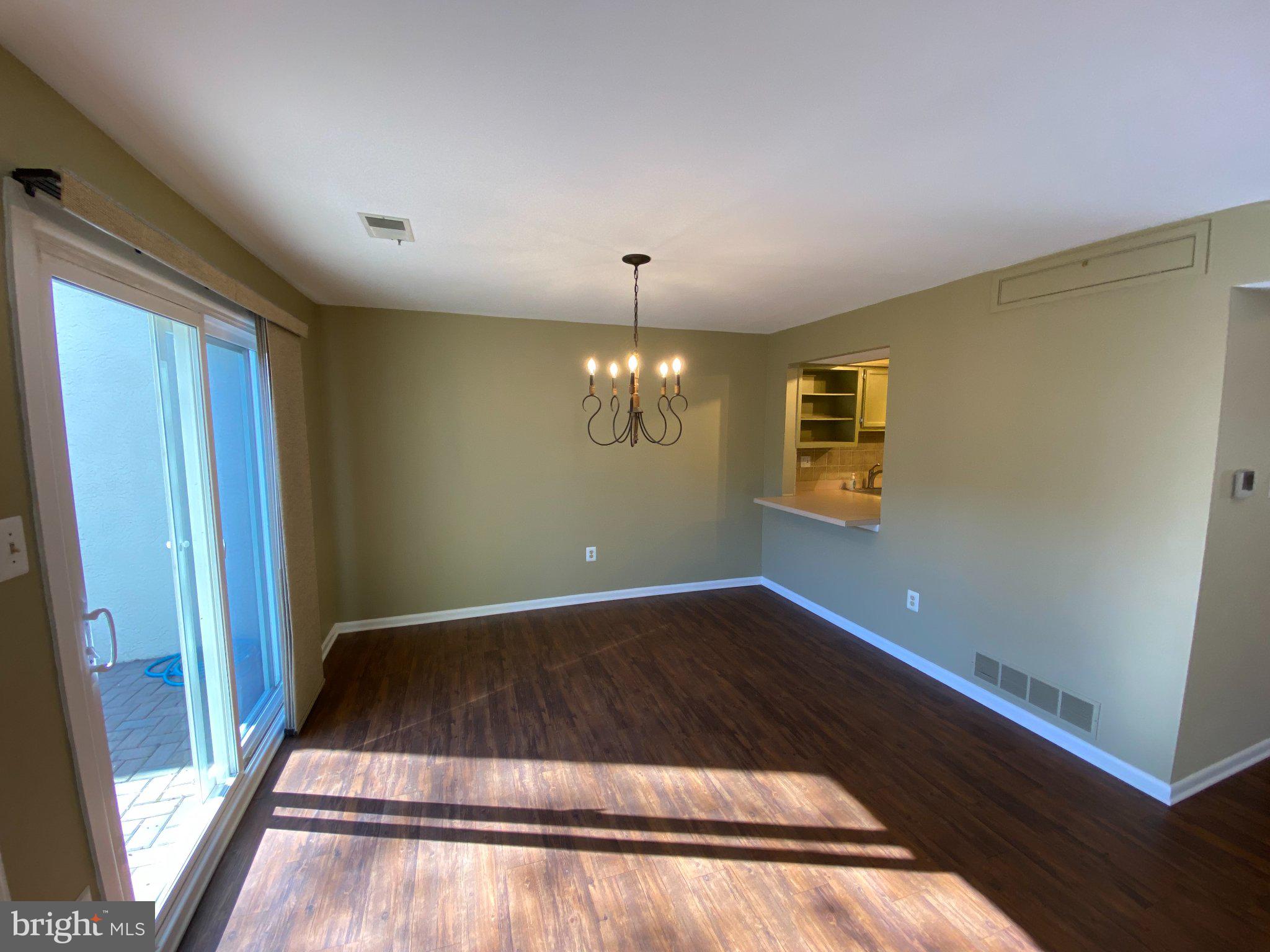 502 PORTSMOUTH COURT