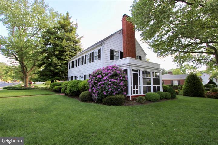 104 BAYARD AVENUE
