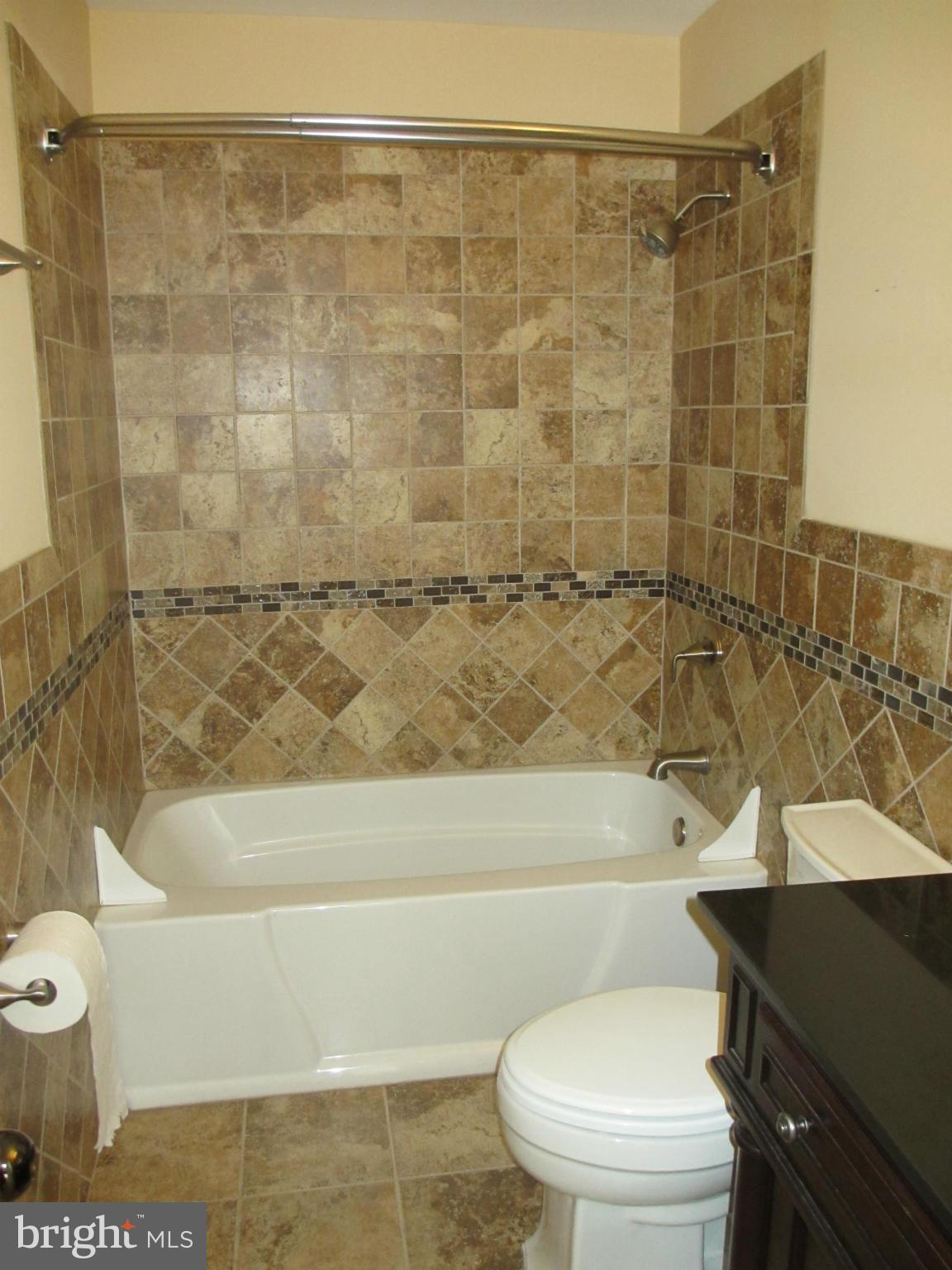 RESTON - Residential Lease