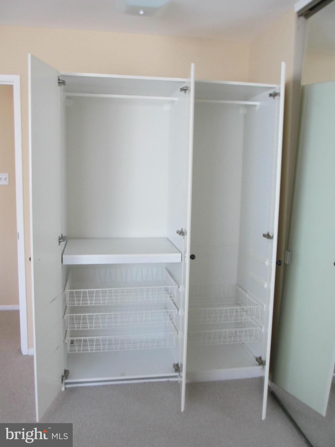 RESTON - Residential Lease