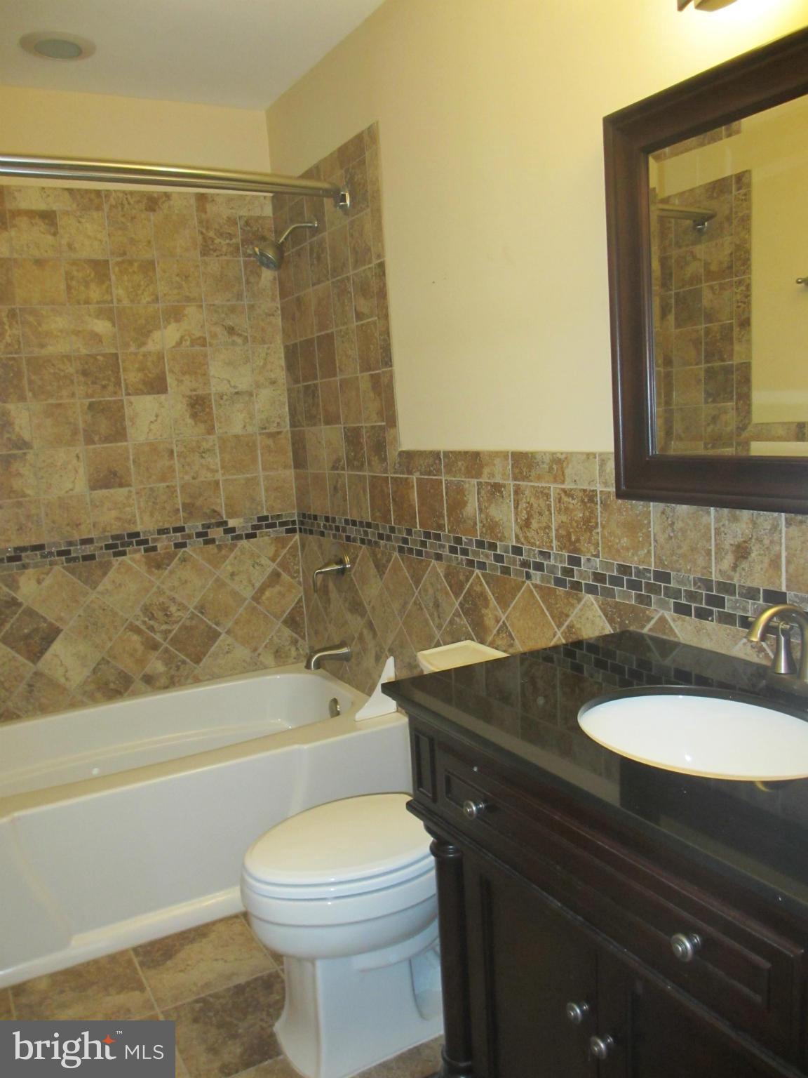 RESTON - Residential Lease