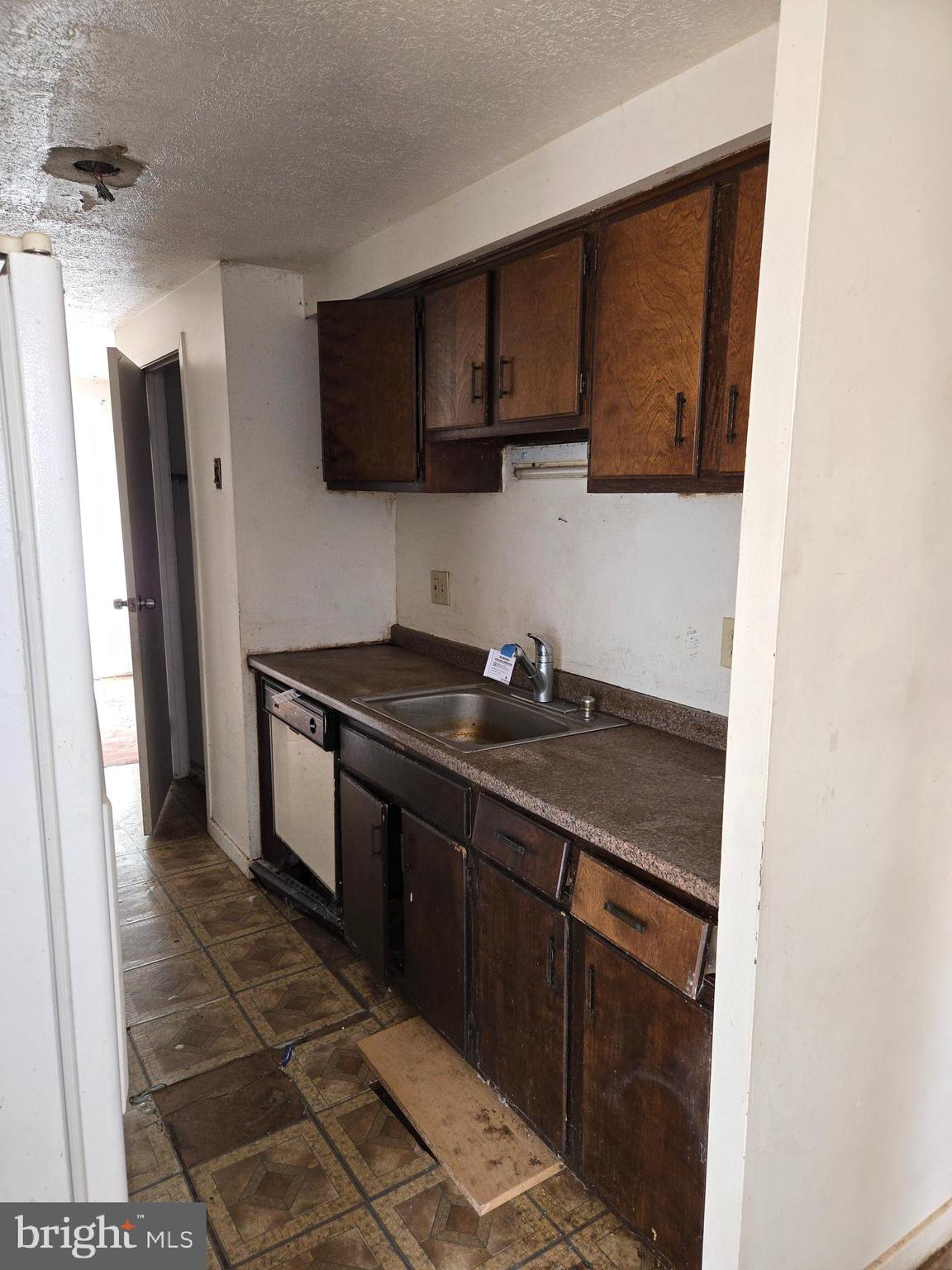 HICKORY RIDGE - Residential