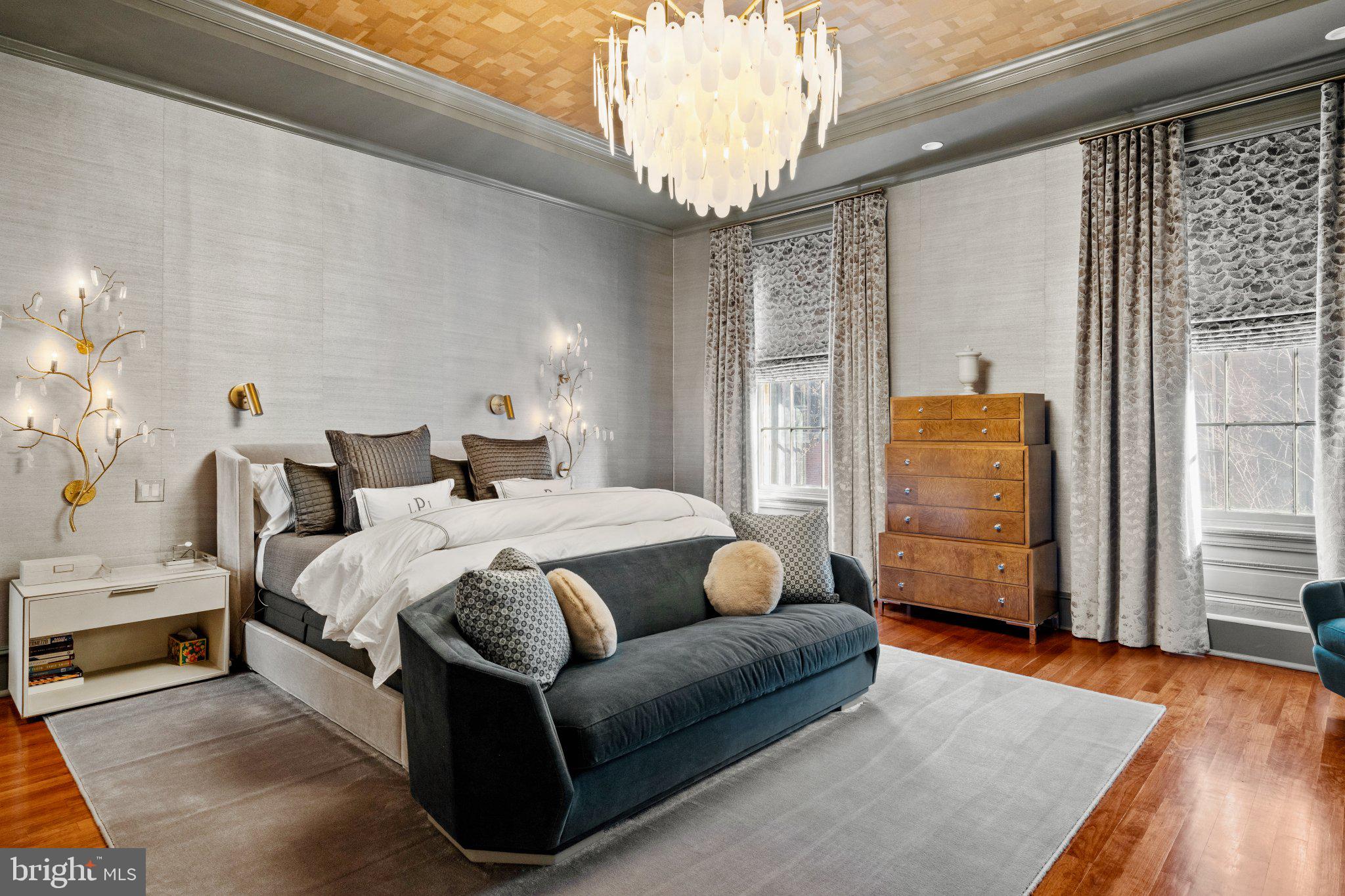 WASHINGTON SQ WEST - Residential