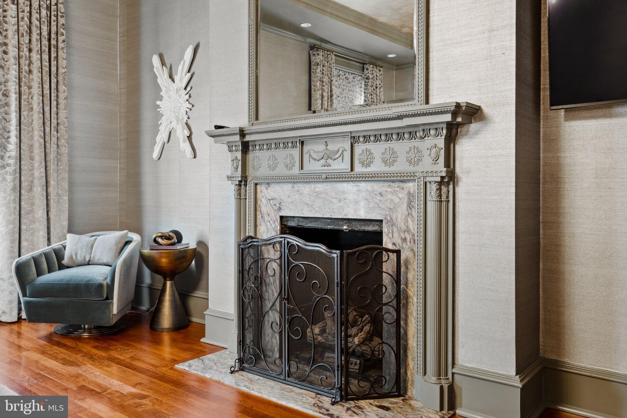 WASHINGTON SQ WEST - Residential