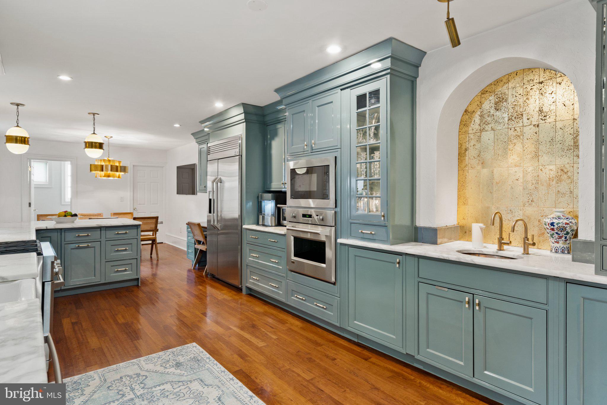 WASHINGTON SQ WEST - Residential