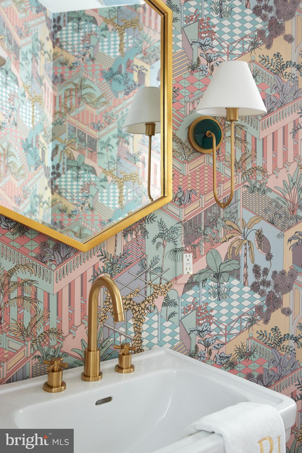 WASHINGTON SQ WEST - Residential