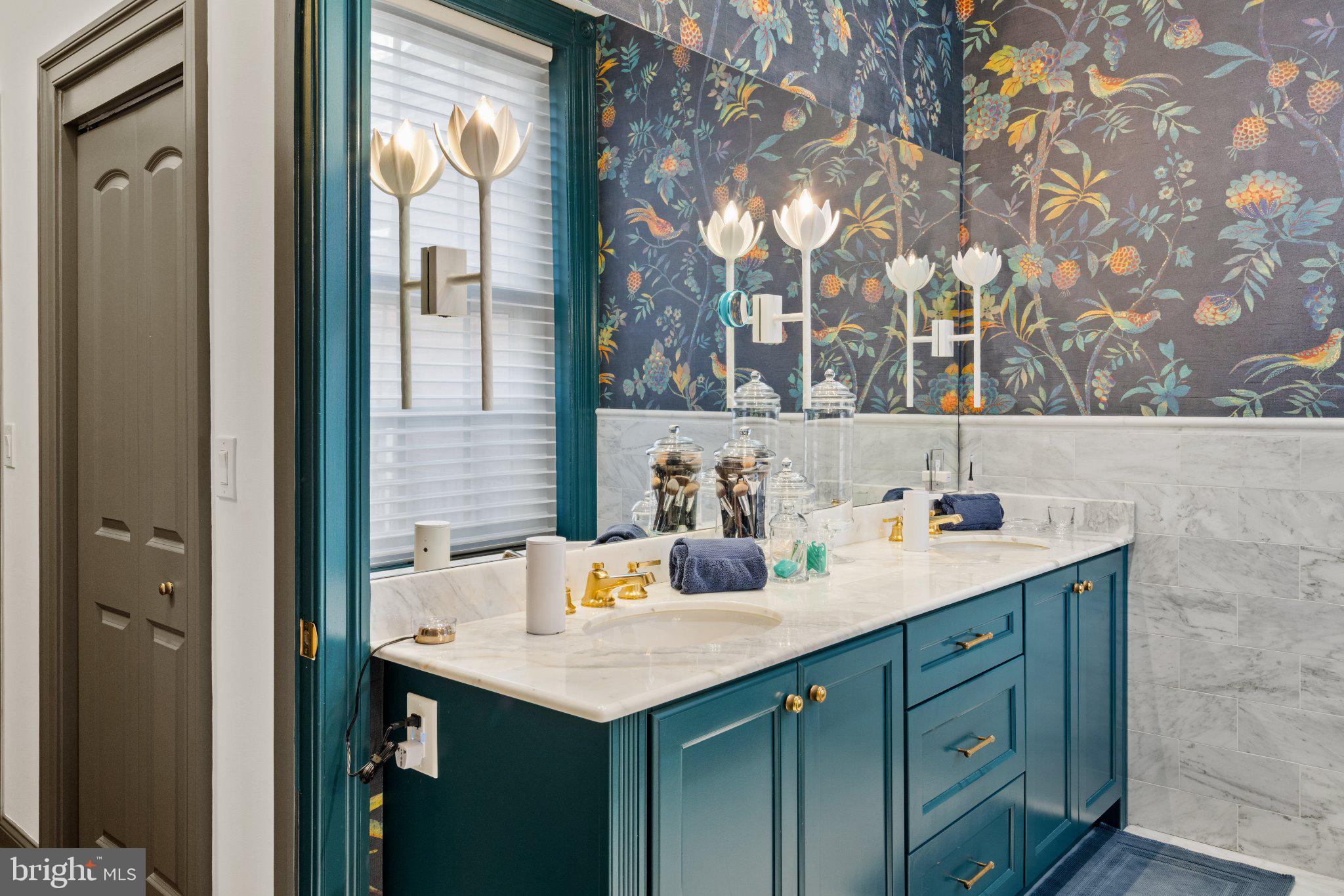 WASHINGTON SQ WEST - Residential