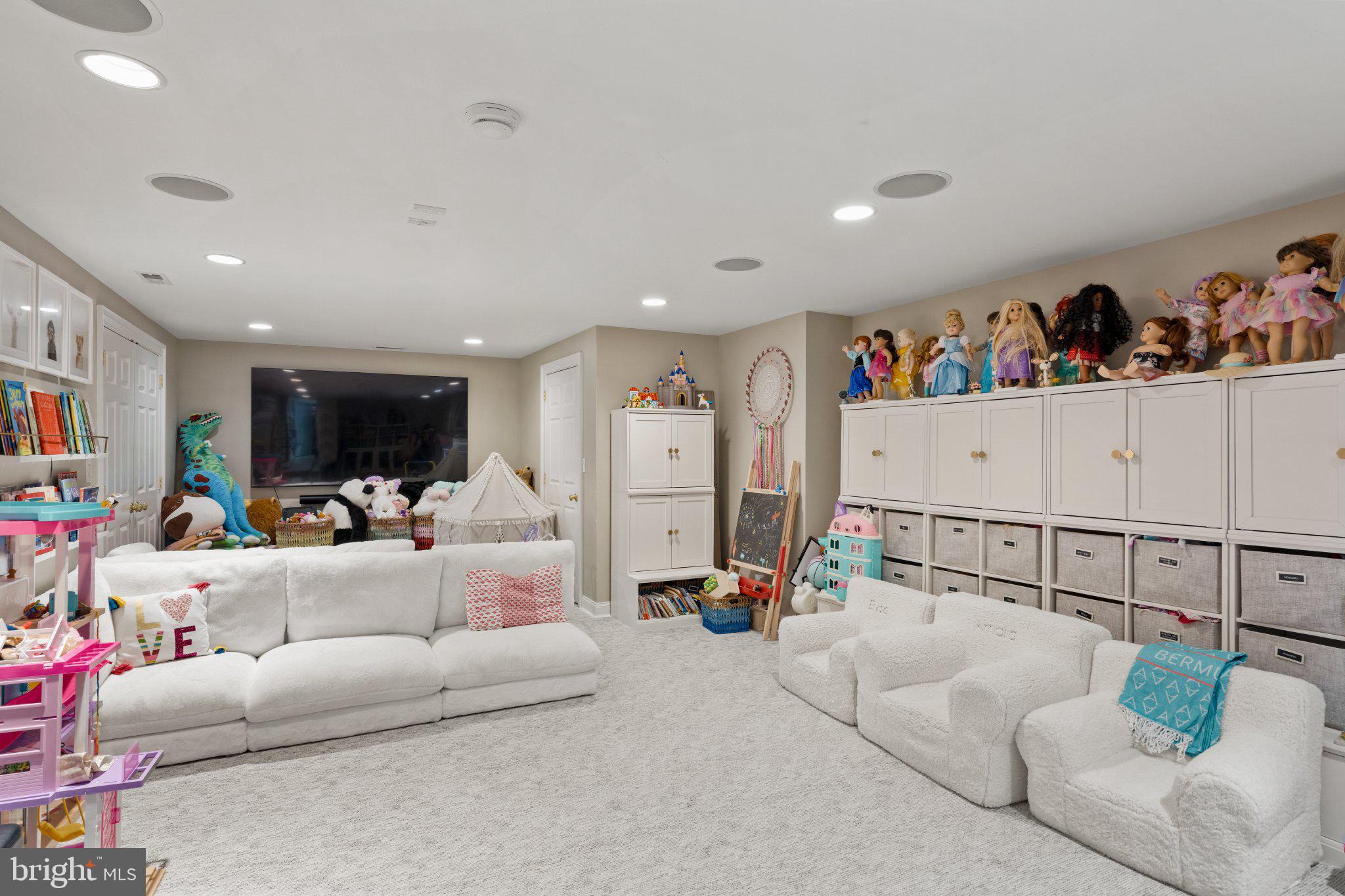 WASHINGTON SQ WEST - Residential