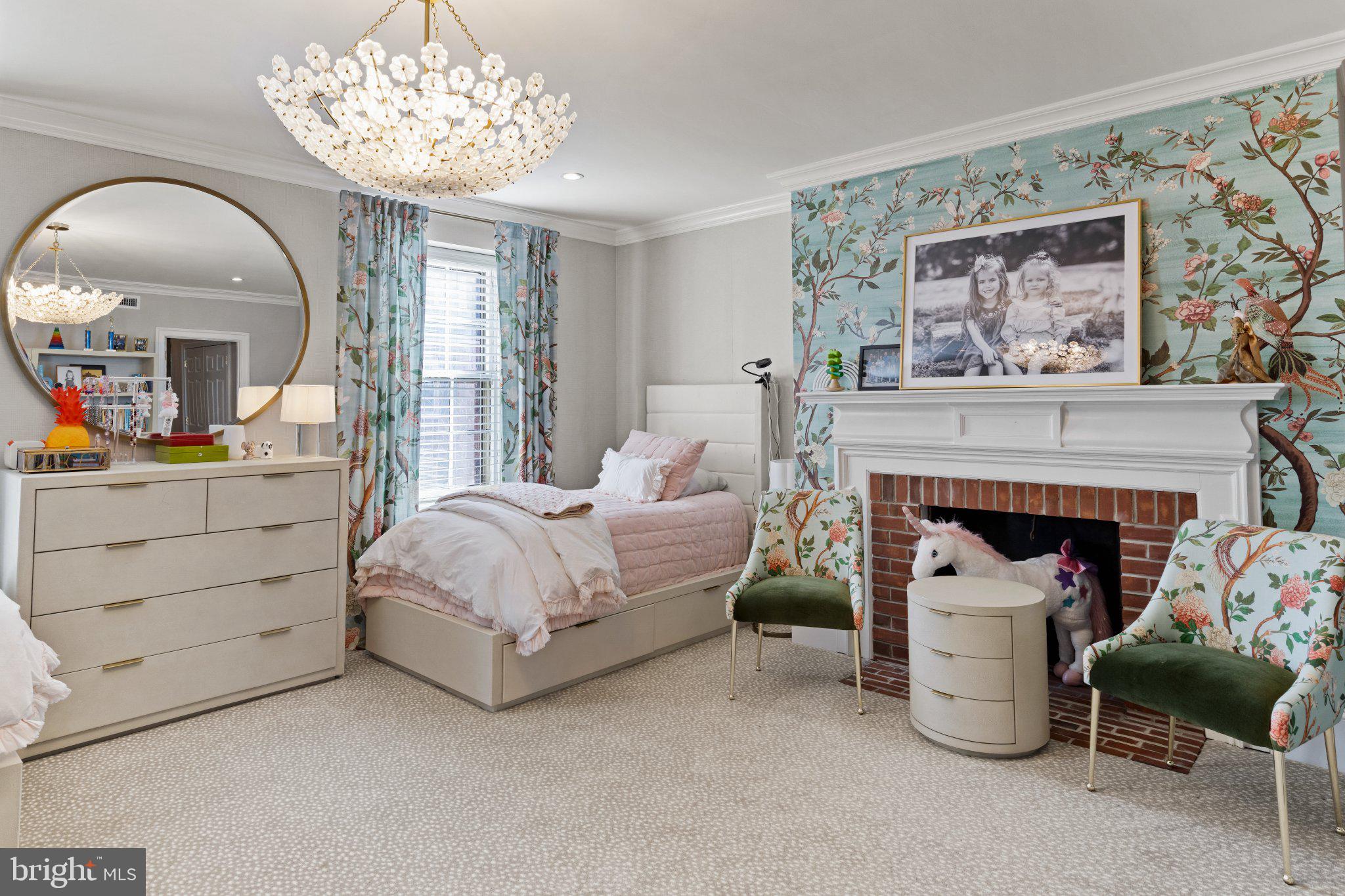 WASHINGTON SQ WEST - Residential