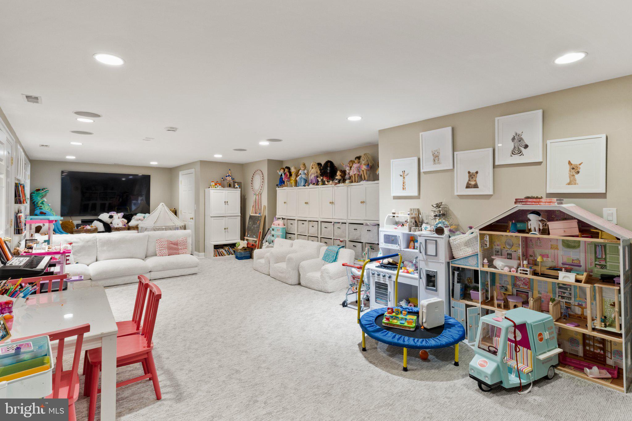 WASHINGTON SQ WEST - Residential