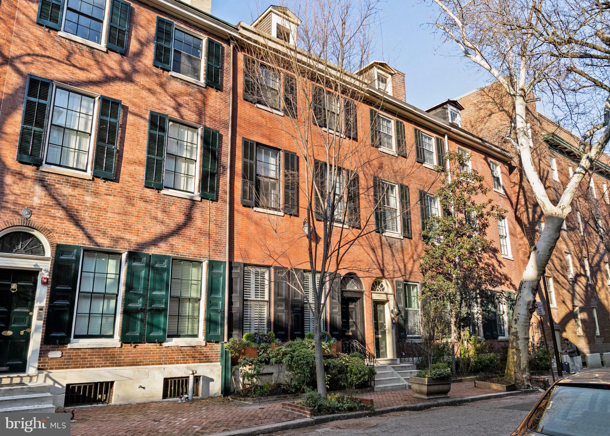 WASHINGTON SQ WEST - Residential