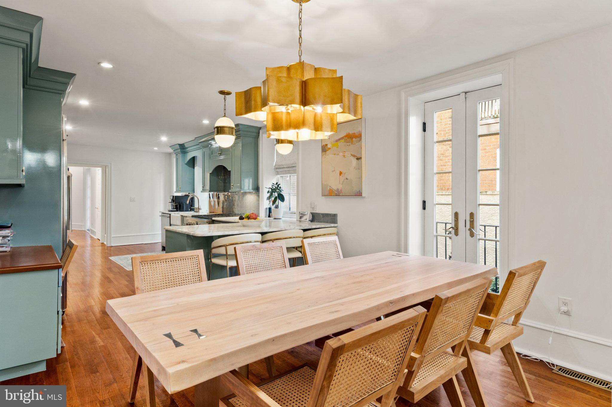 WASHINGTON SQ WEST - Residential