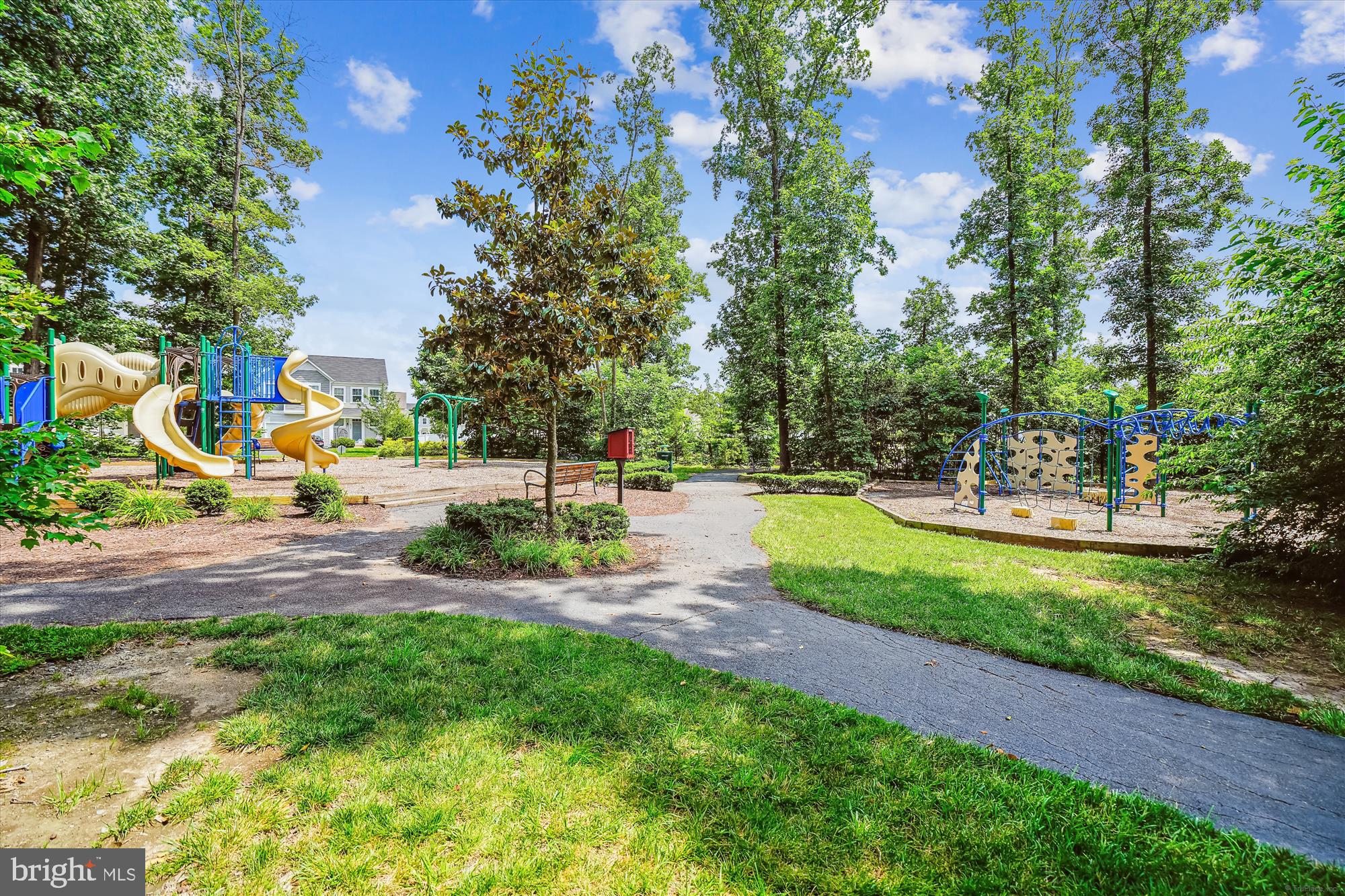 AVENDALE WOODLAND GROVE - Residential