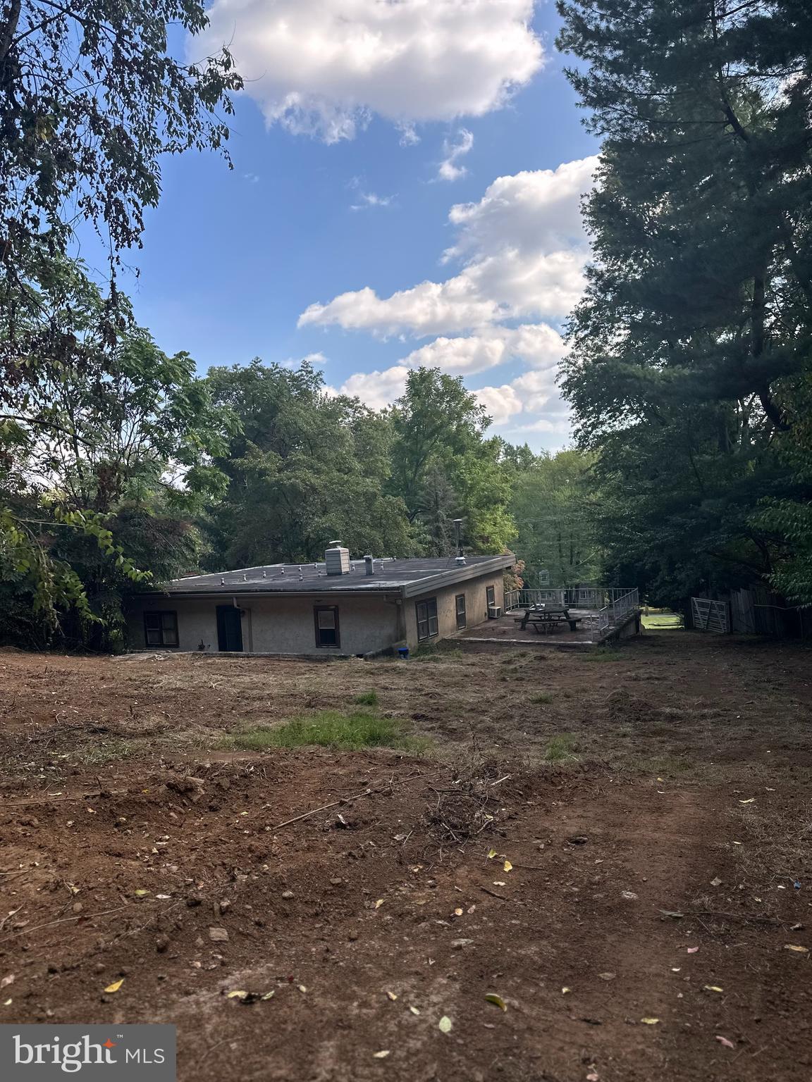 305 CROZERVILLE ROAD