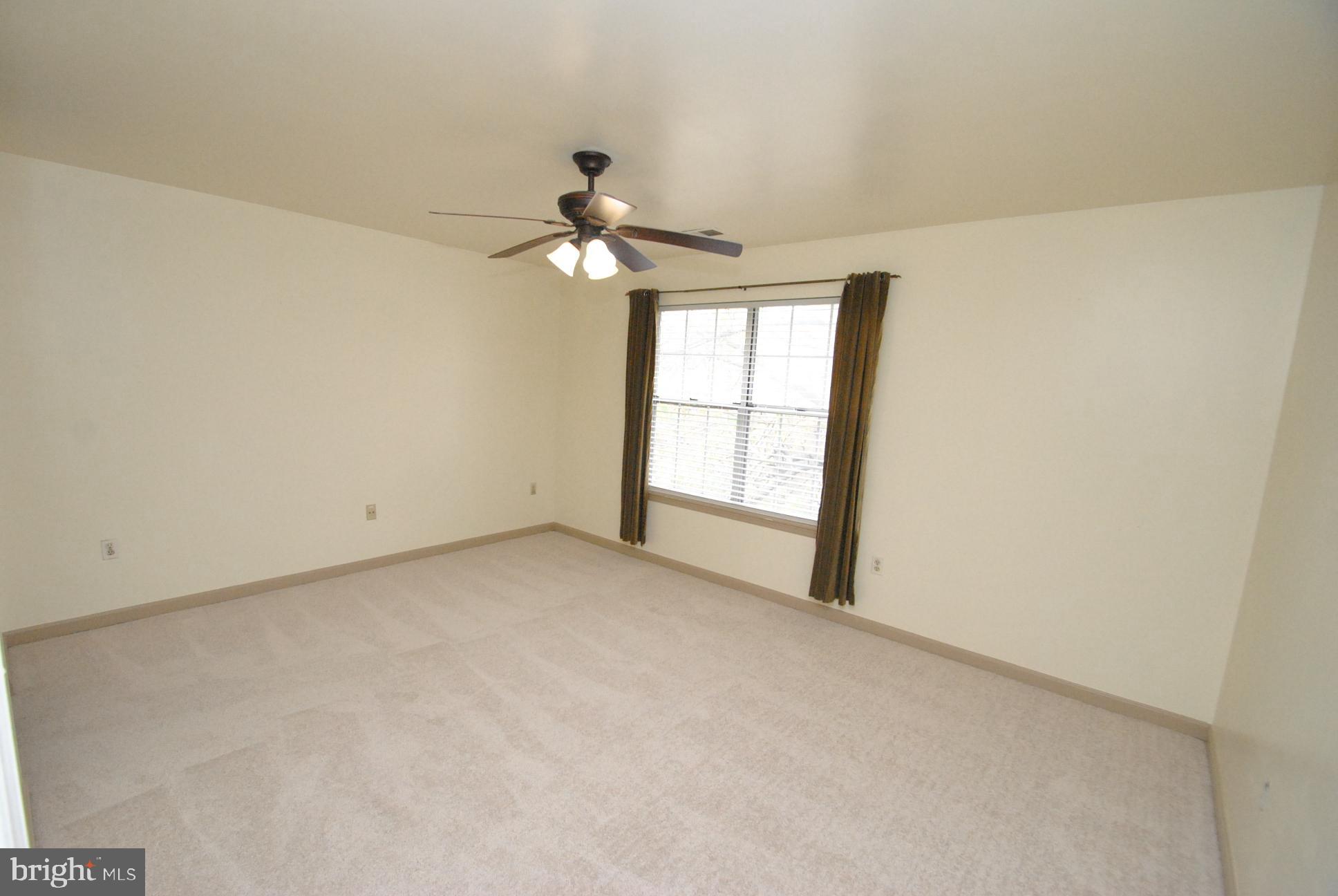 ROLLING VIEW GREEN - Residential