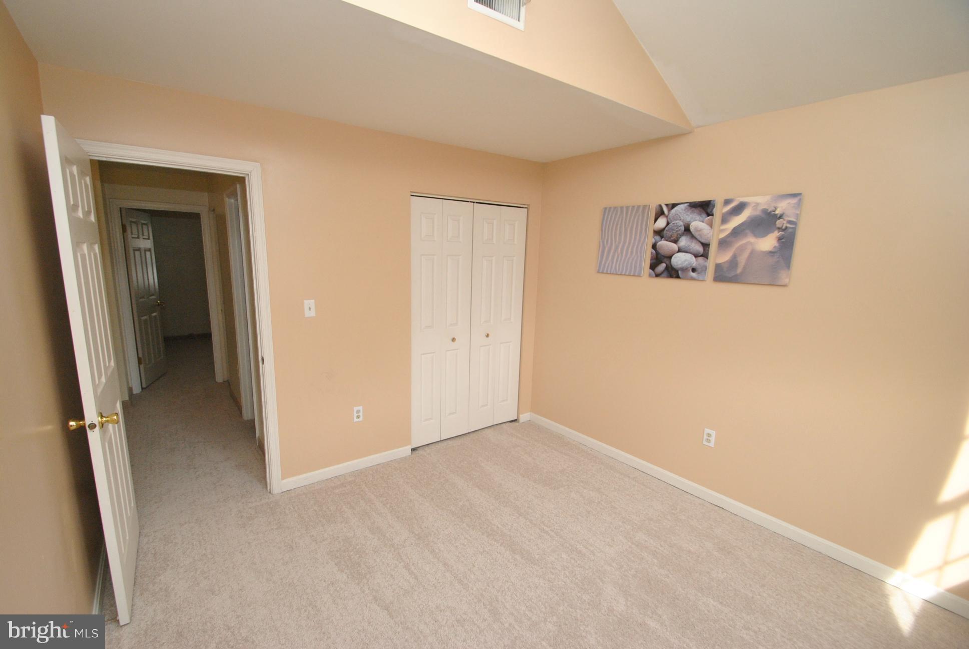 ROLLING VIEW GREEN - Residential