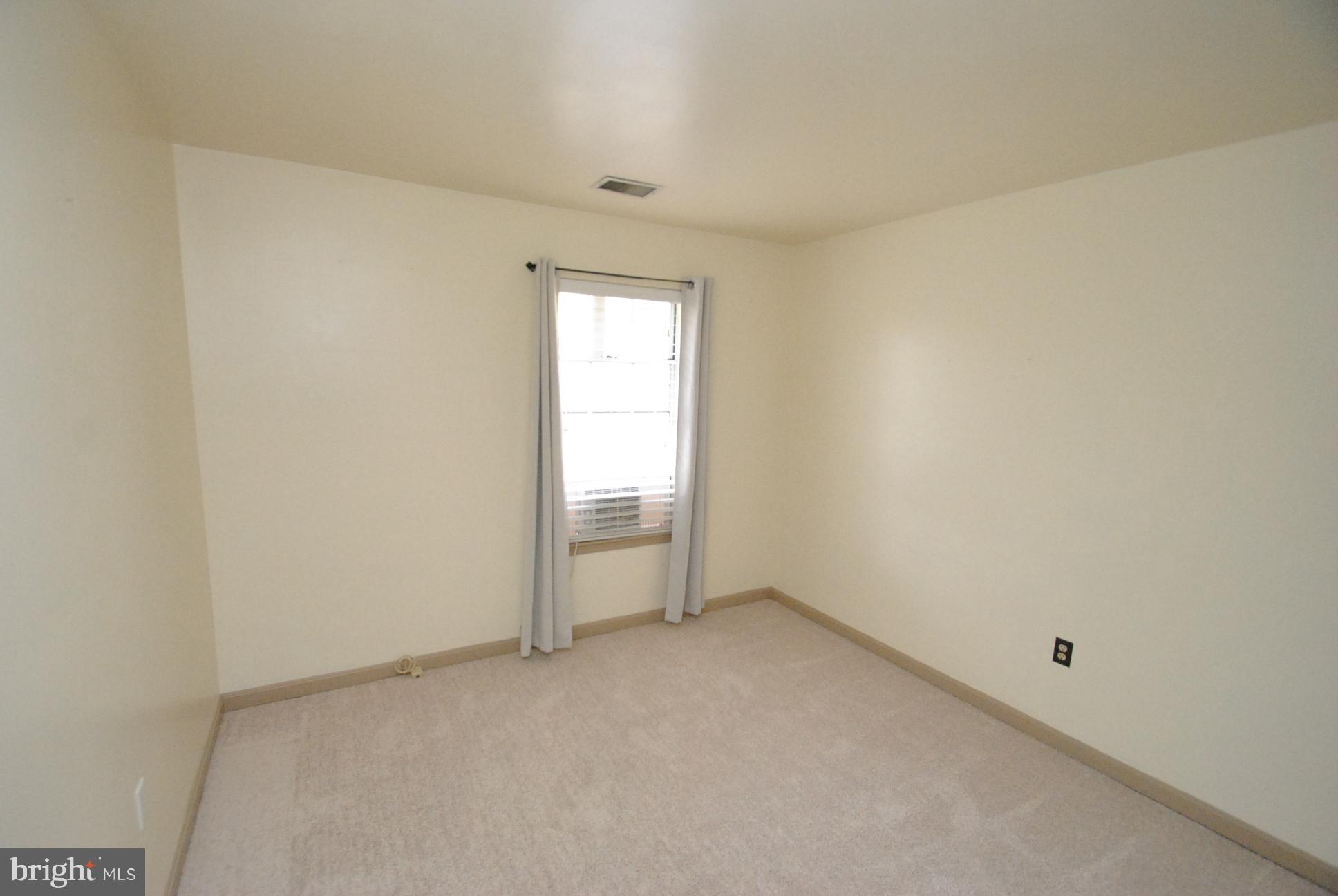 ROLLING VIEW GREEN - Residential