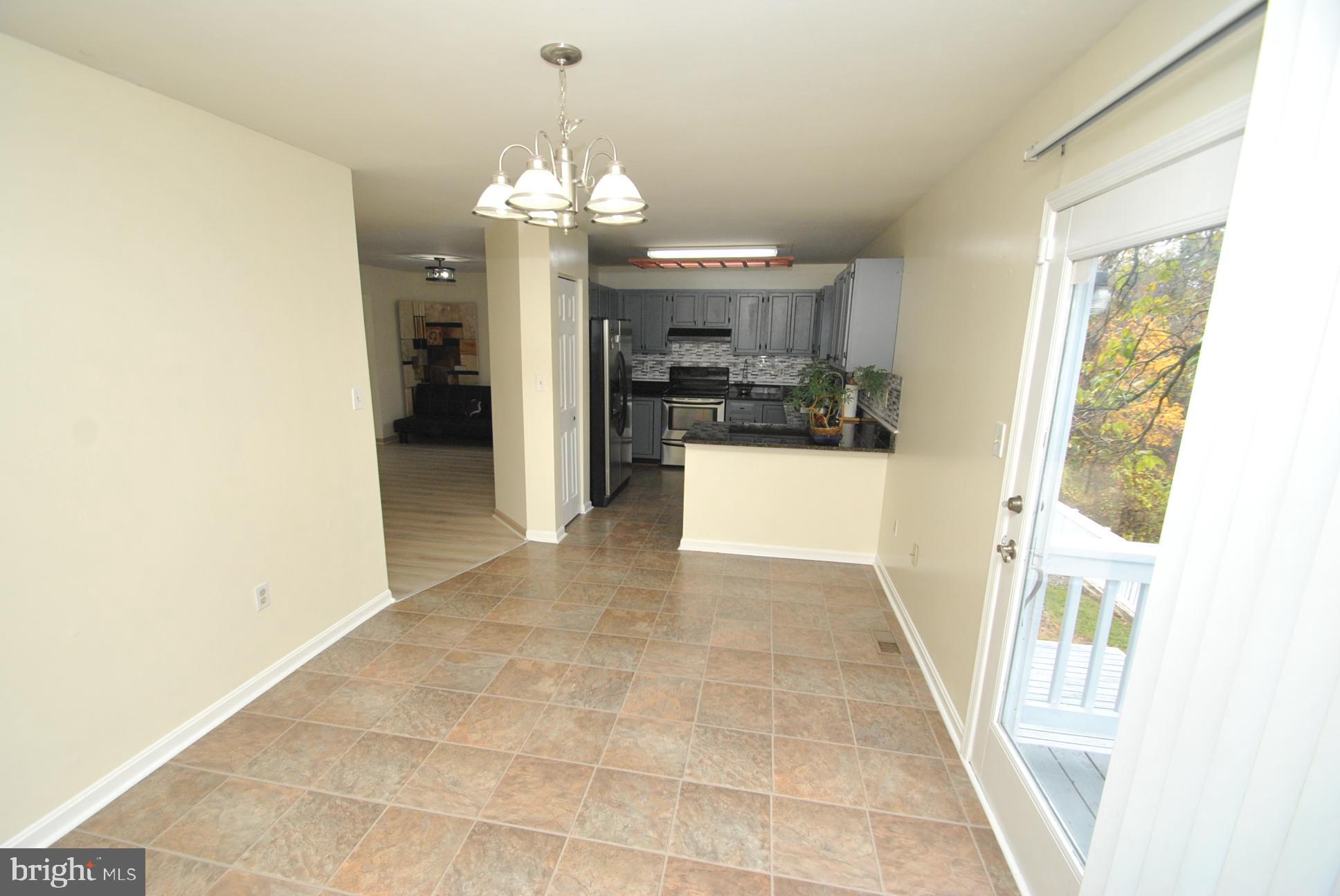 ROLLING VIEW GREEN - Residential