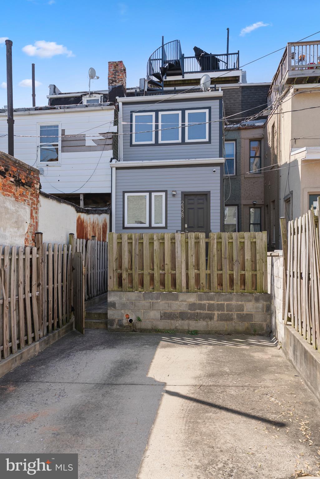 PATTERSON PLACE - Residential