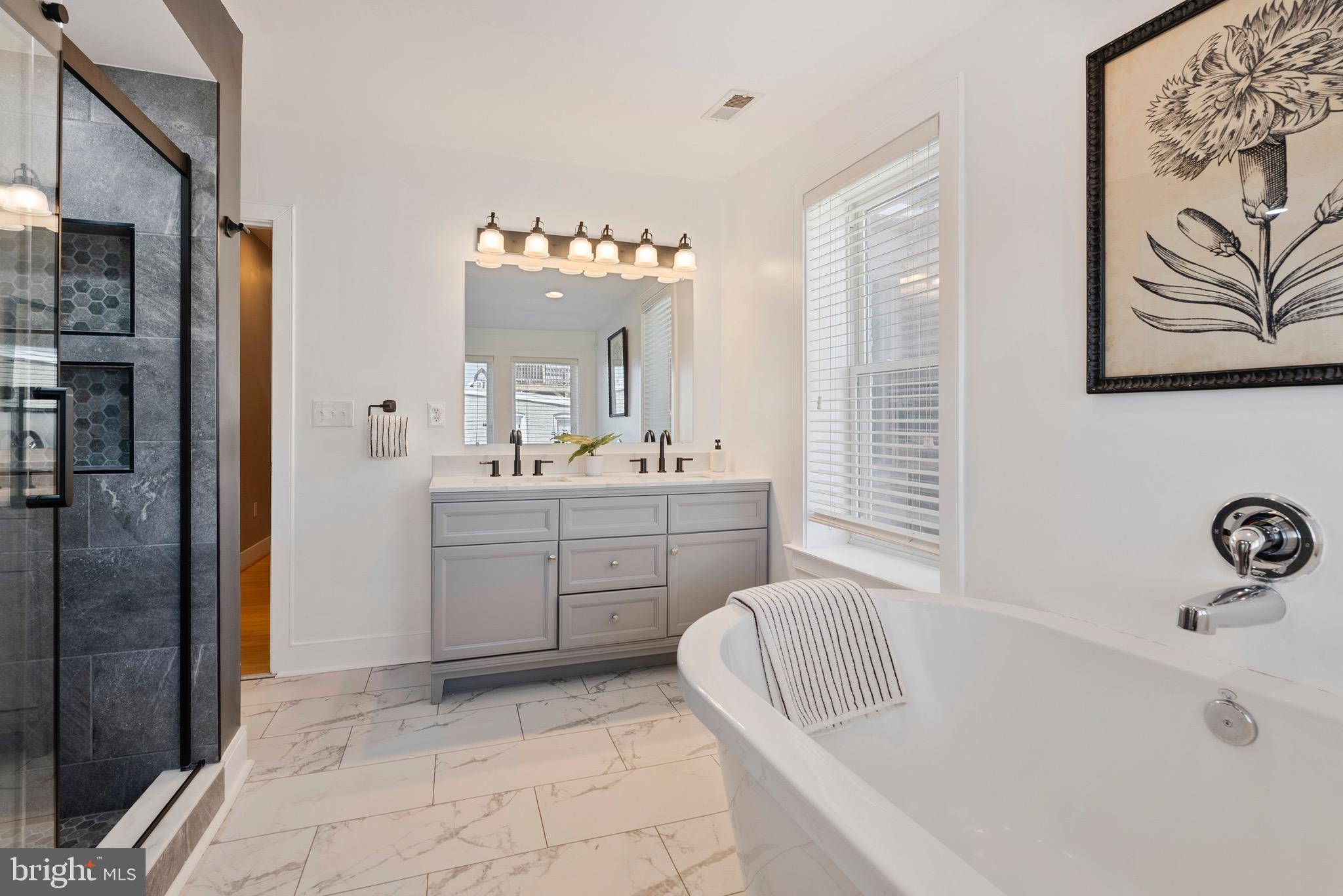 PATTERSON PLACE - Residential