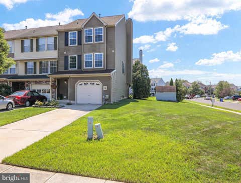 Townhouse For Sale - 22 Canterbury Court<br/> GLASSBORO, NJ 08028