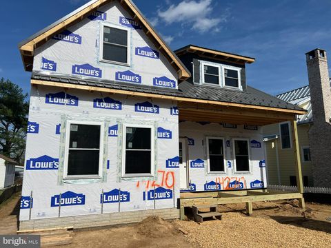 Property photo of 14270 Calvert Street, Solomons, MD 20688