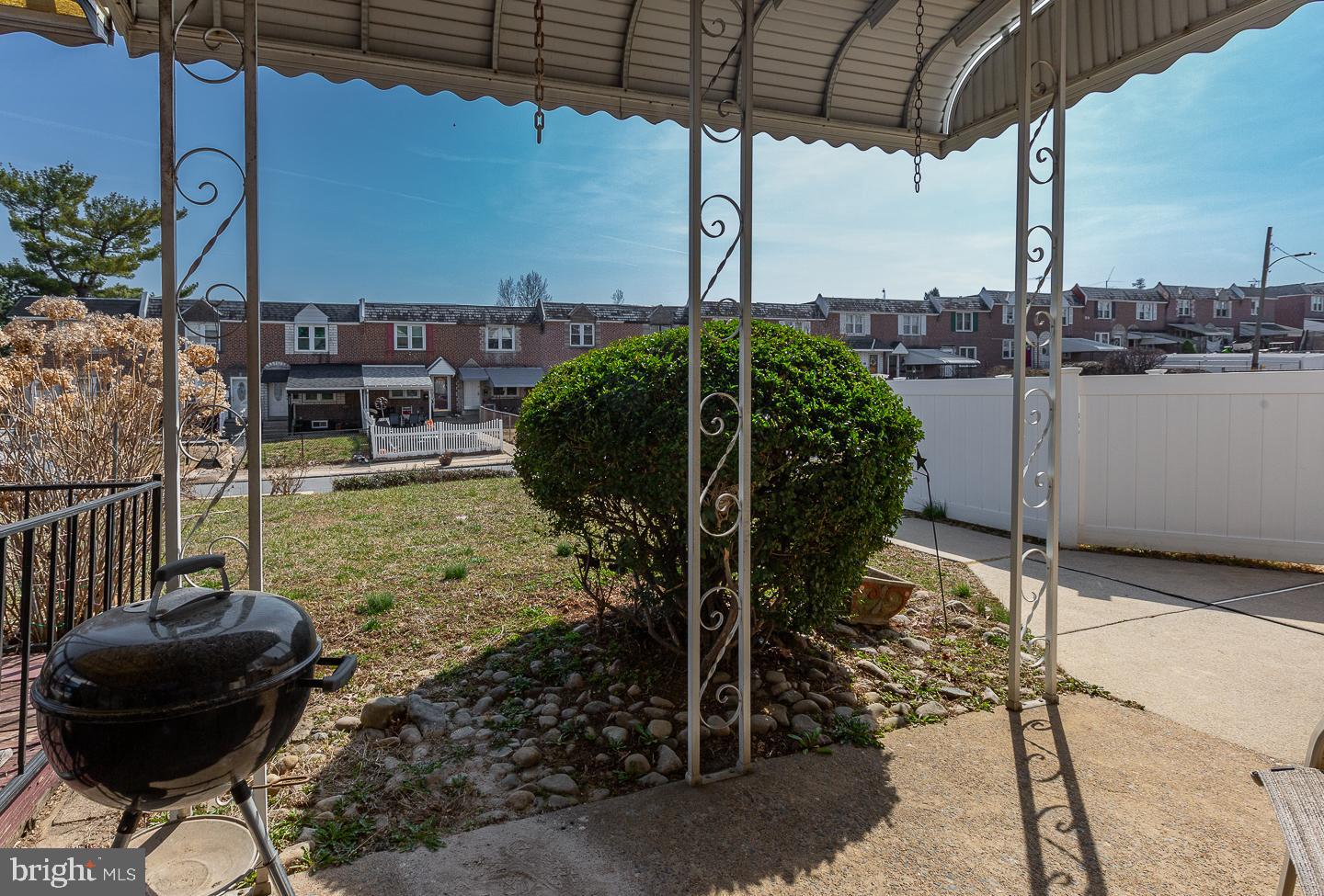 CLIFTON HEIGHTS - Residential