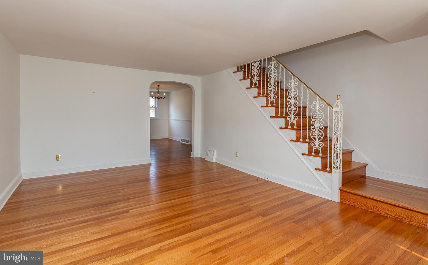 CLIFTON HEIGHTS - Residential