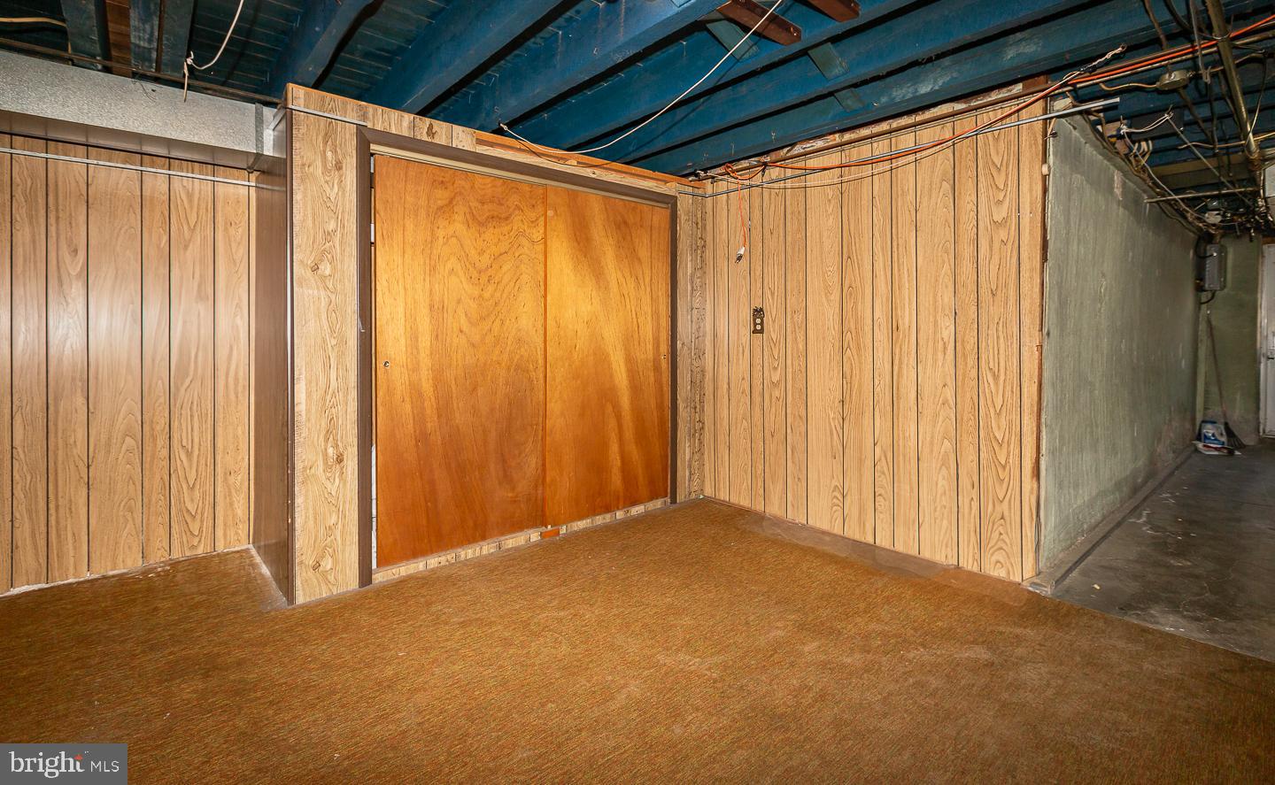 CLIFTON HEIGHTS - Residential