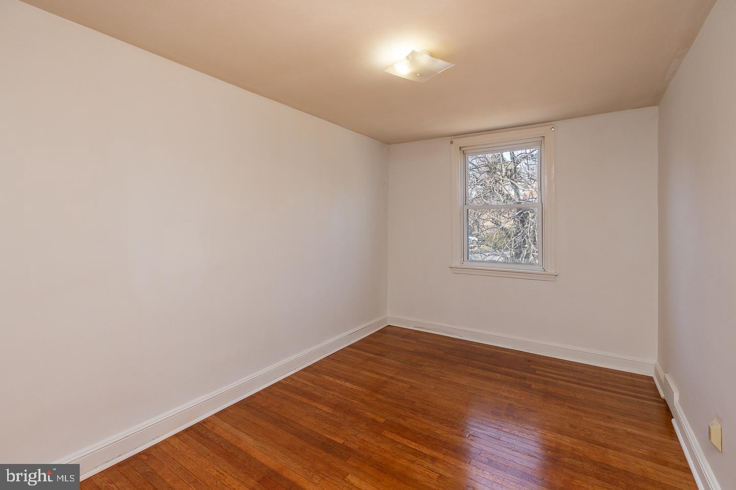 CLIFTON HEIGHTS - Residential