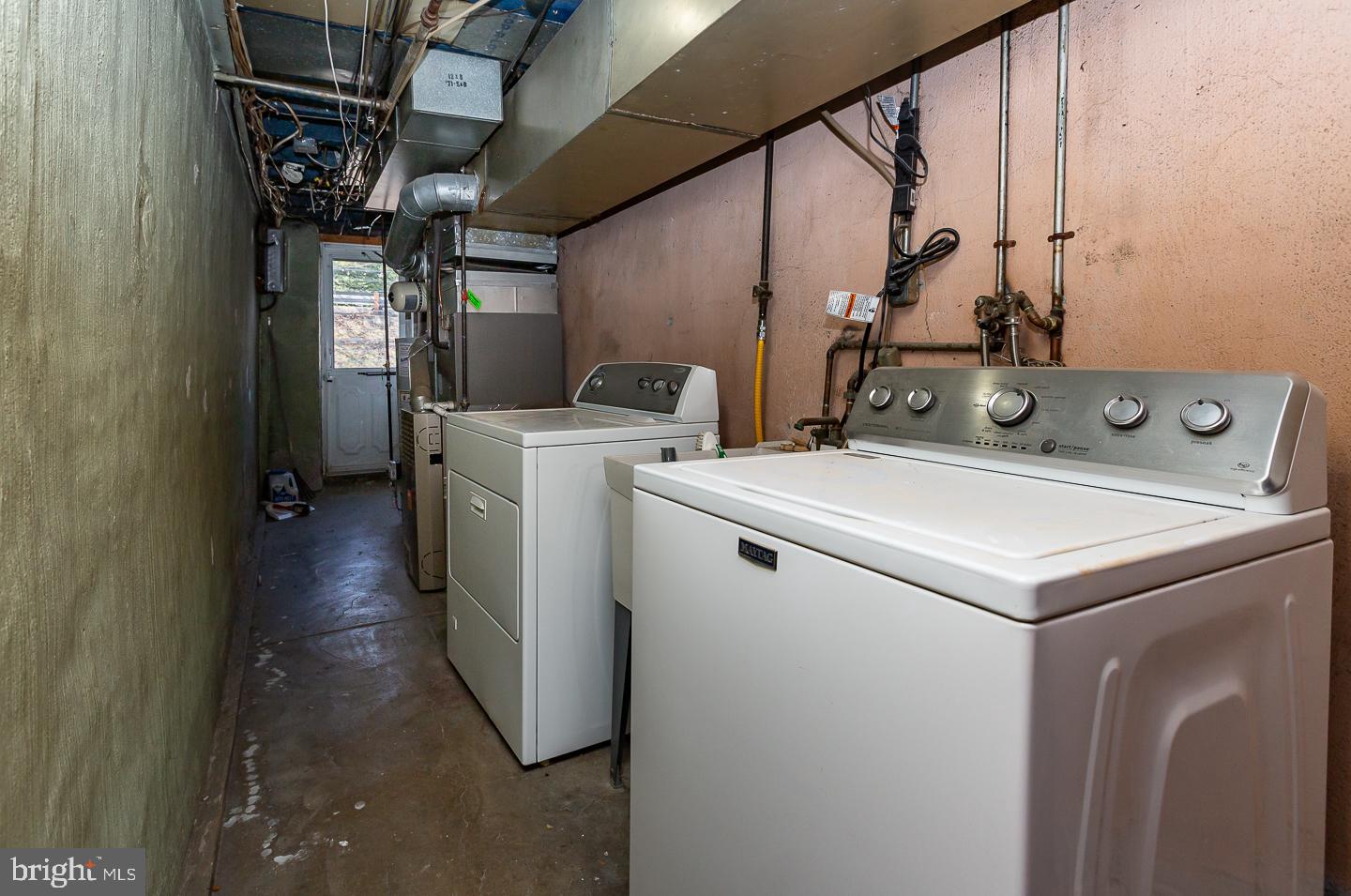 CLIFTON HEIGHTS - Residential