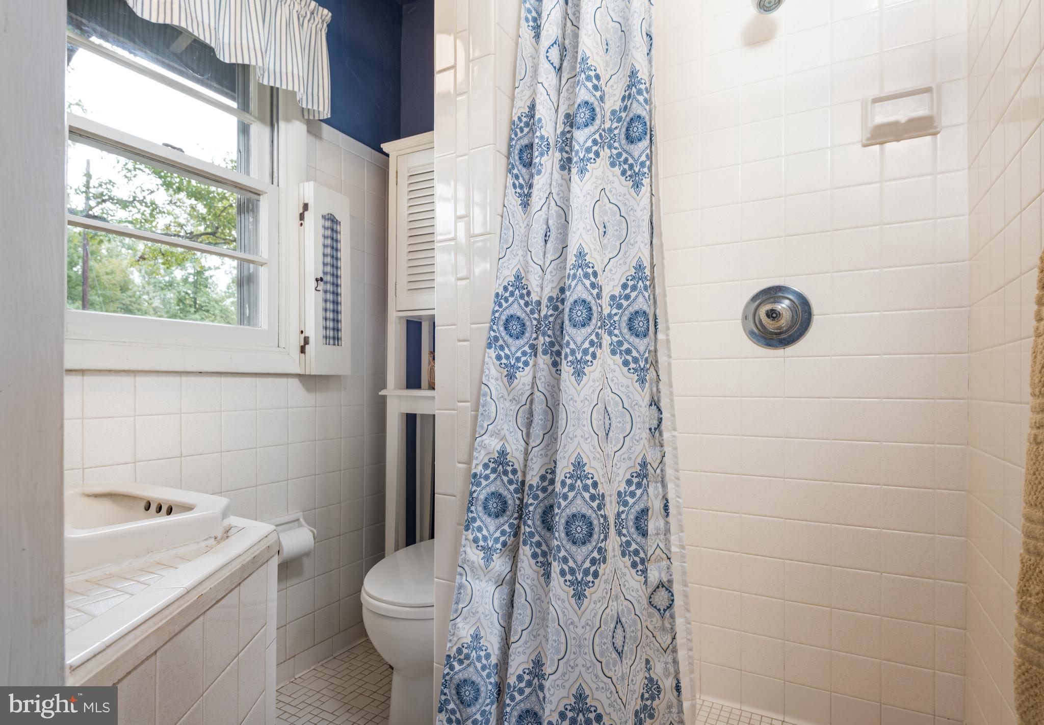 ROWZIE - Residential