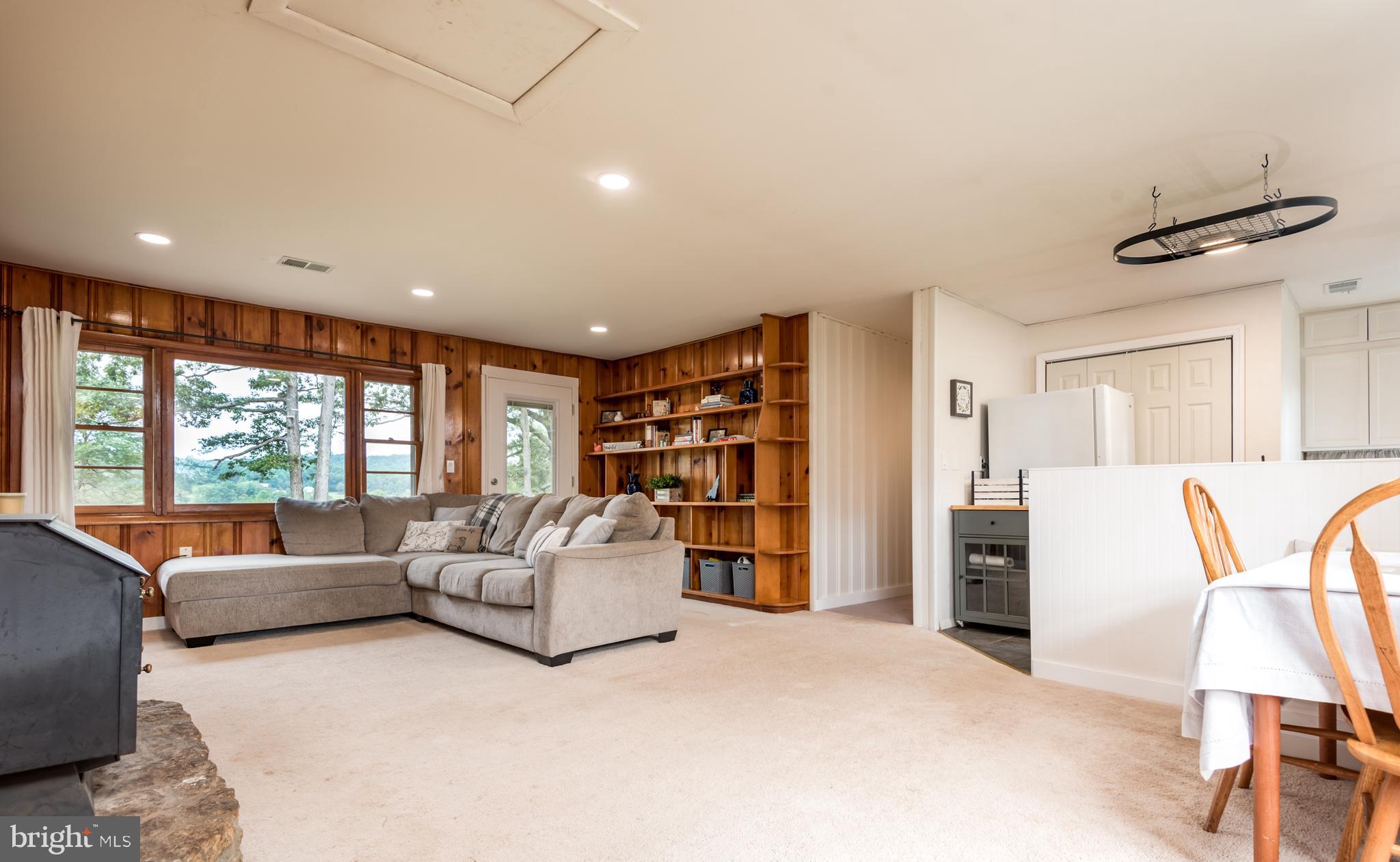 ROWZIE - Residential