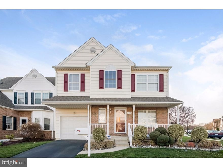 Welcome to this fabulous 4 Bedrooms 2.5 Bath home in Siter's Square. The open Living Room and Dining Room has beautiful natural sunlight and features amazing hardwood floors on the first floor. Through the Dining Room is the gorgeous Eat-In Kitchen which has lots of counter space, a Pantry, and a true Breakfast Nook. Across from the Kitchen is the cozy Family Room with French doors to rear yard. The wrap around staircase leads to 4 Bedrooms, Master Suites includes walk-in-closet, private Bath with soak-in-tub and shower. The Master Bedroom and Hall have hardwood floors as well. The Basement has been professionally finished and offers additional entertaining space for the family, guests or for storage. Lots of care has been put into this truly amazing home, come make this house your home. Square footage does not include finished Basement. Includes 1 yr home warranty.