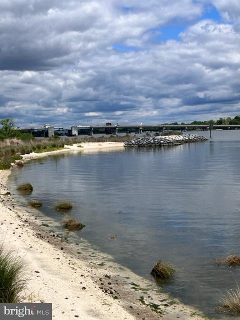 WATERSEDGE - Residential