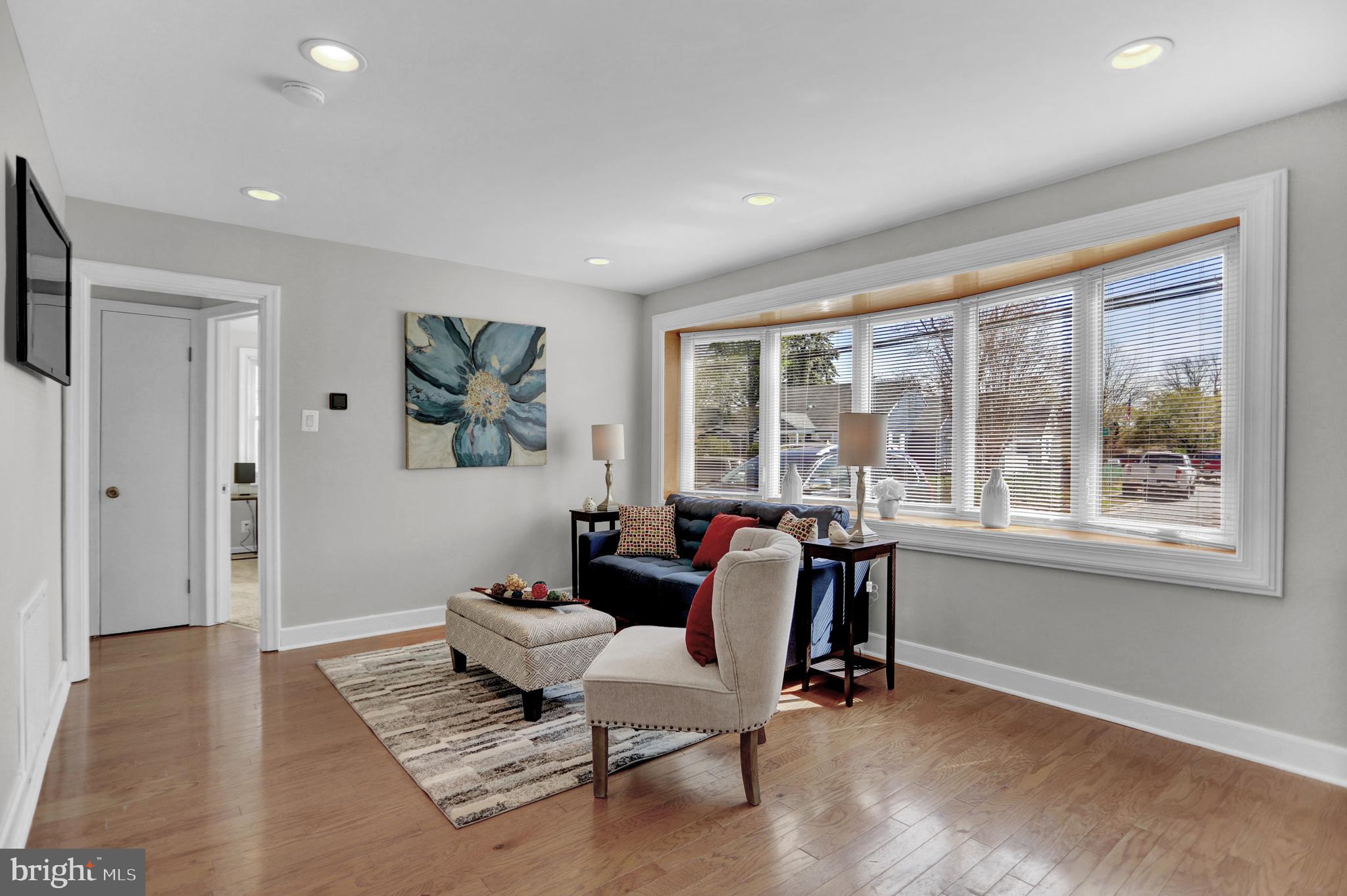 WATERSEDGE - Residential