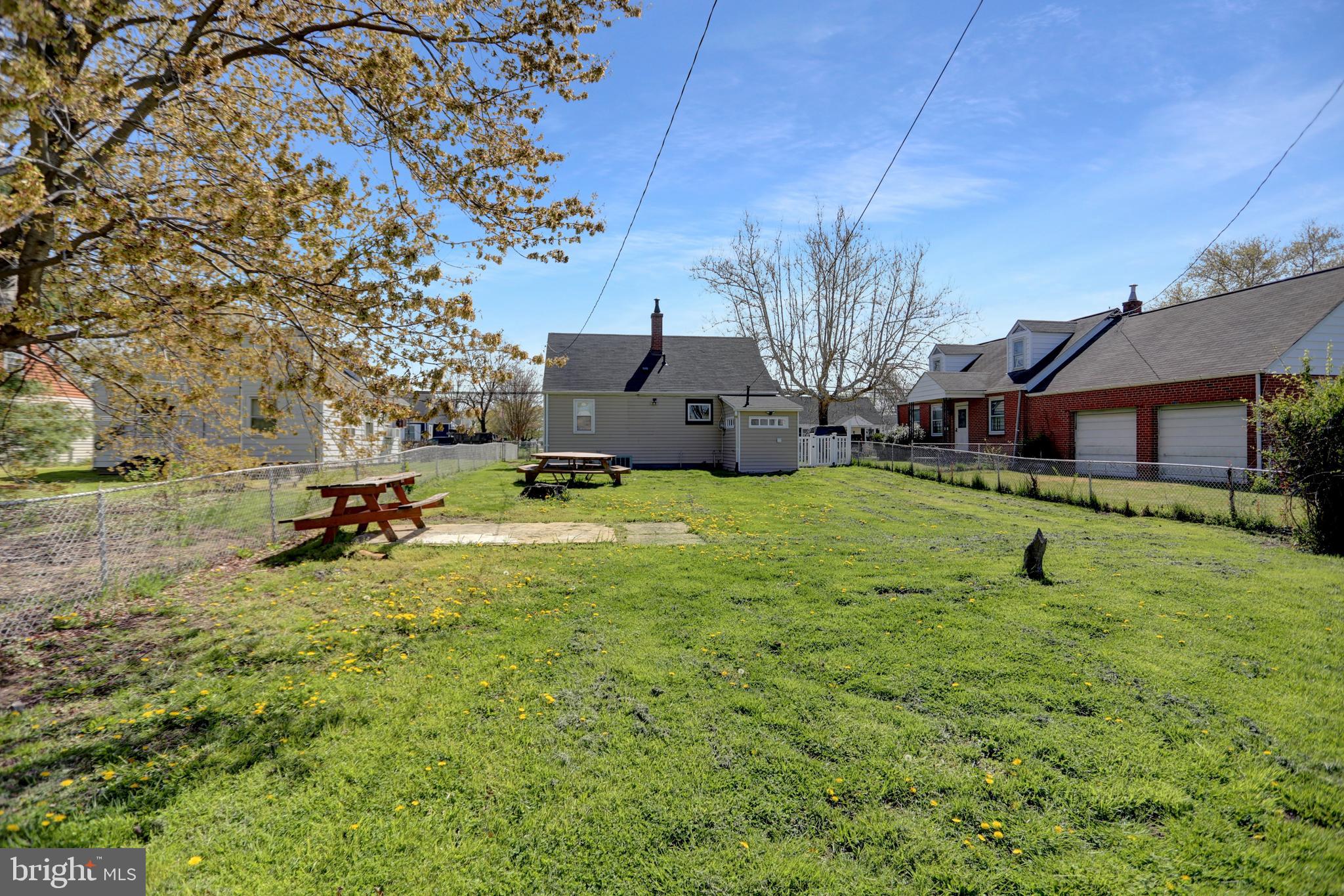 WATERSEDGE - Residential