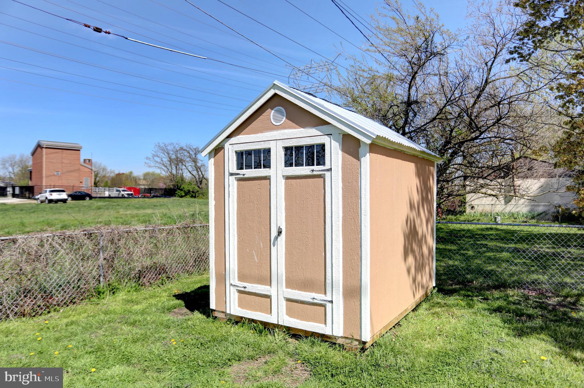 WATERSEDGE - Residential