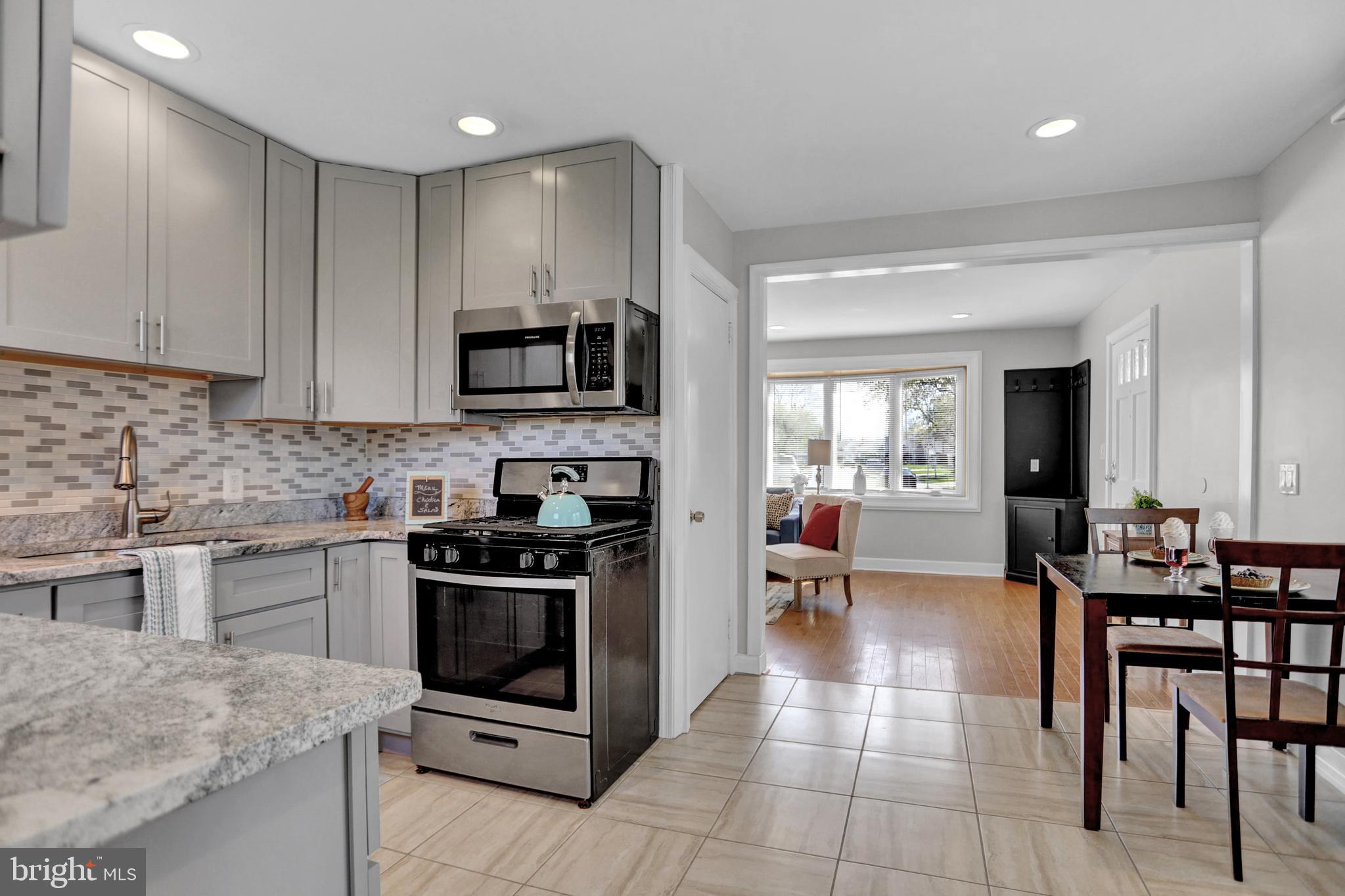 WATERSEDGE - Residential