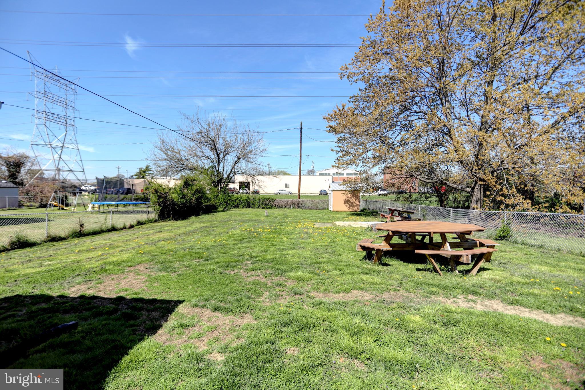 WATERSEDGE - Residential